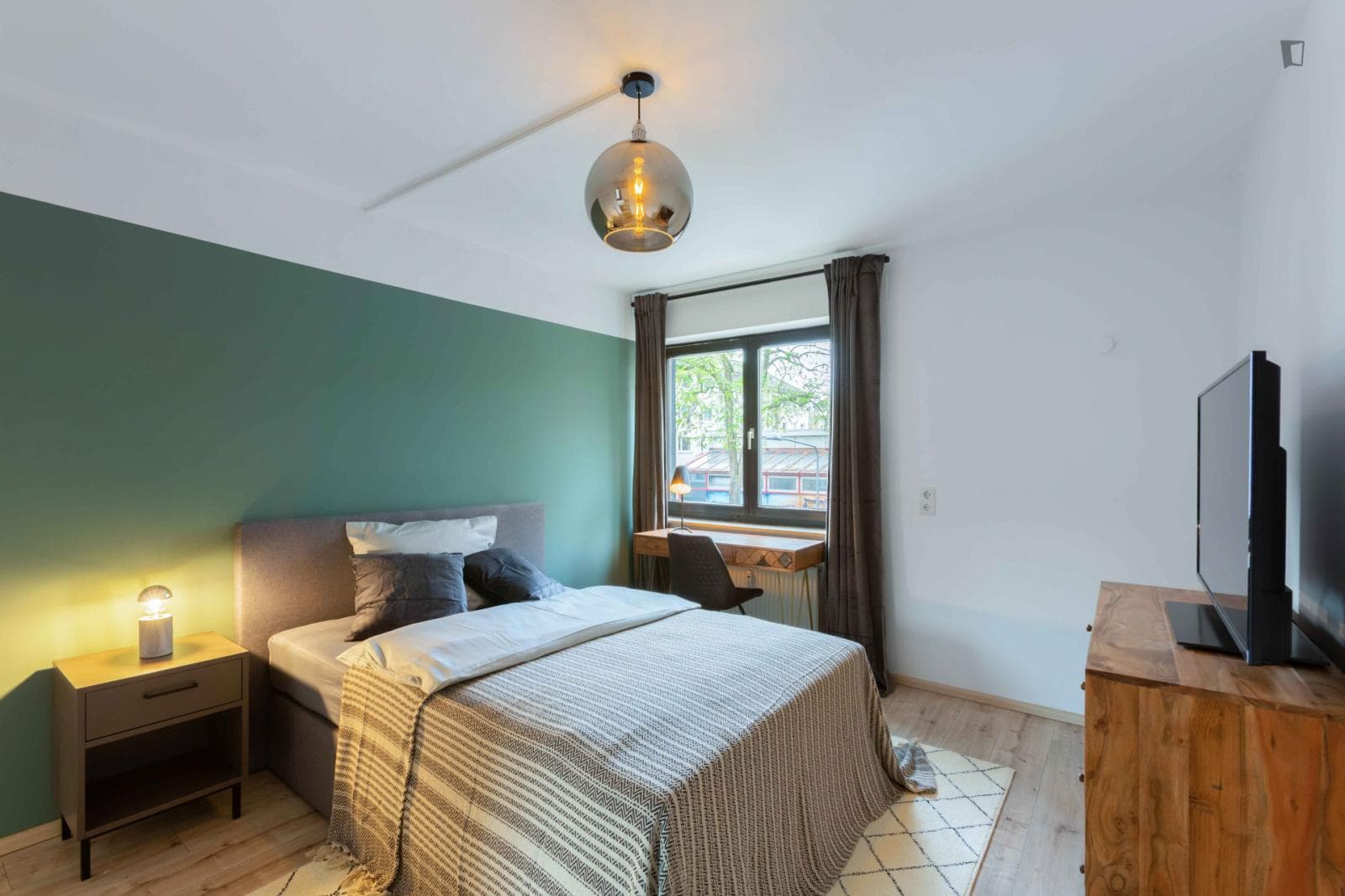 Property photo thumbnail