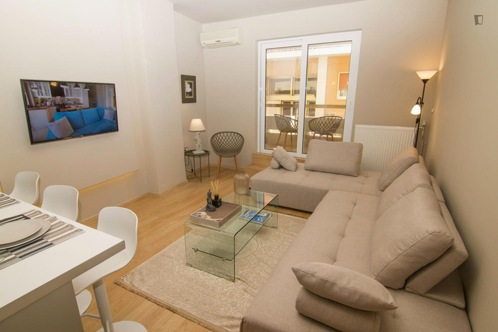 Property photo thumbnail