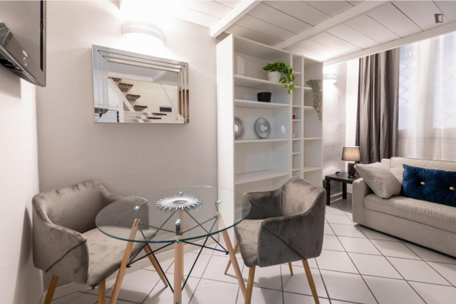 Lovely 1-bedroom duplex near Giardini Margherita photo 1