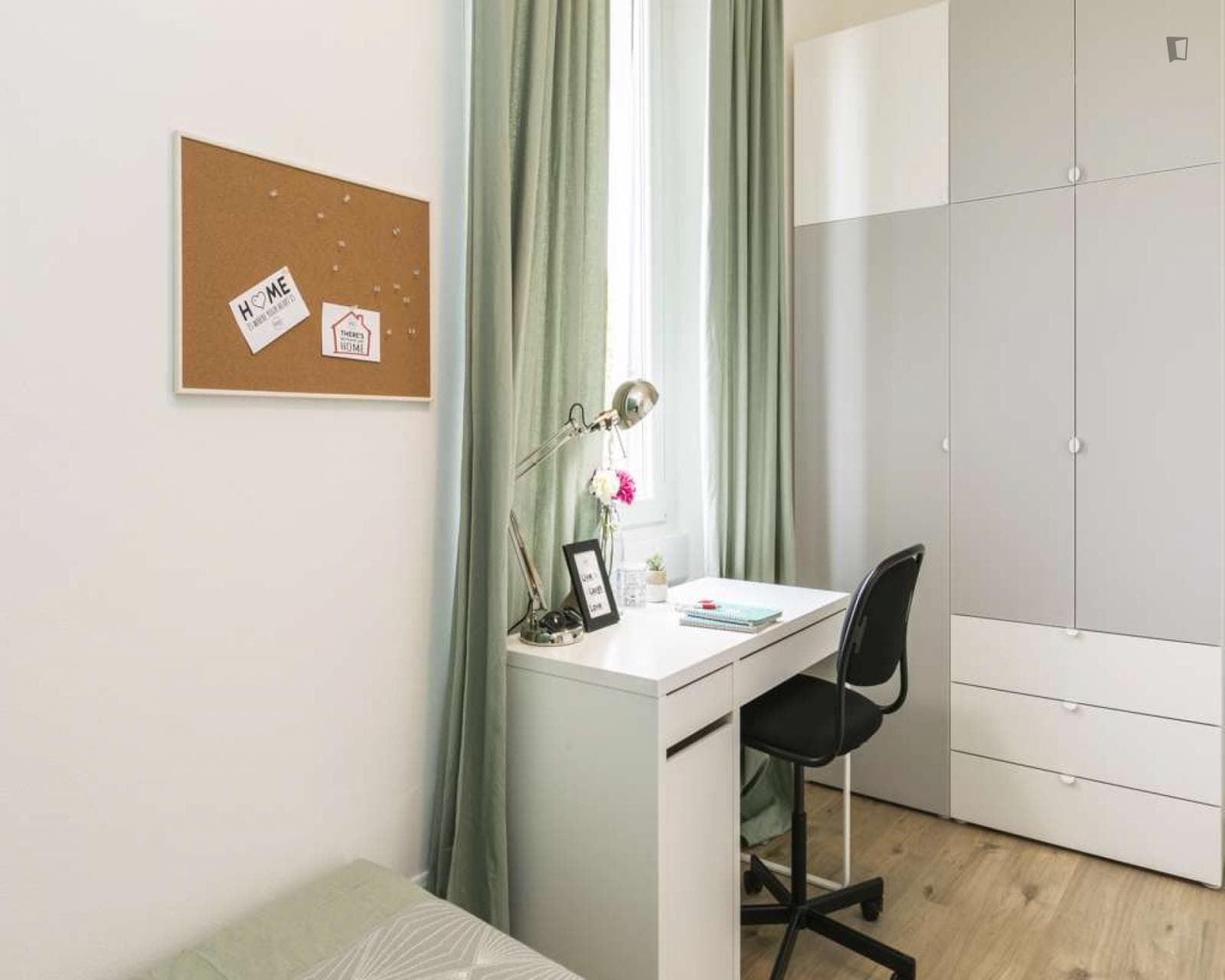 Property photo thumbnail