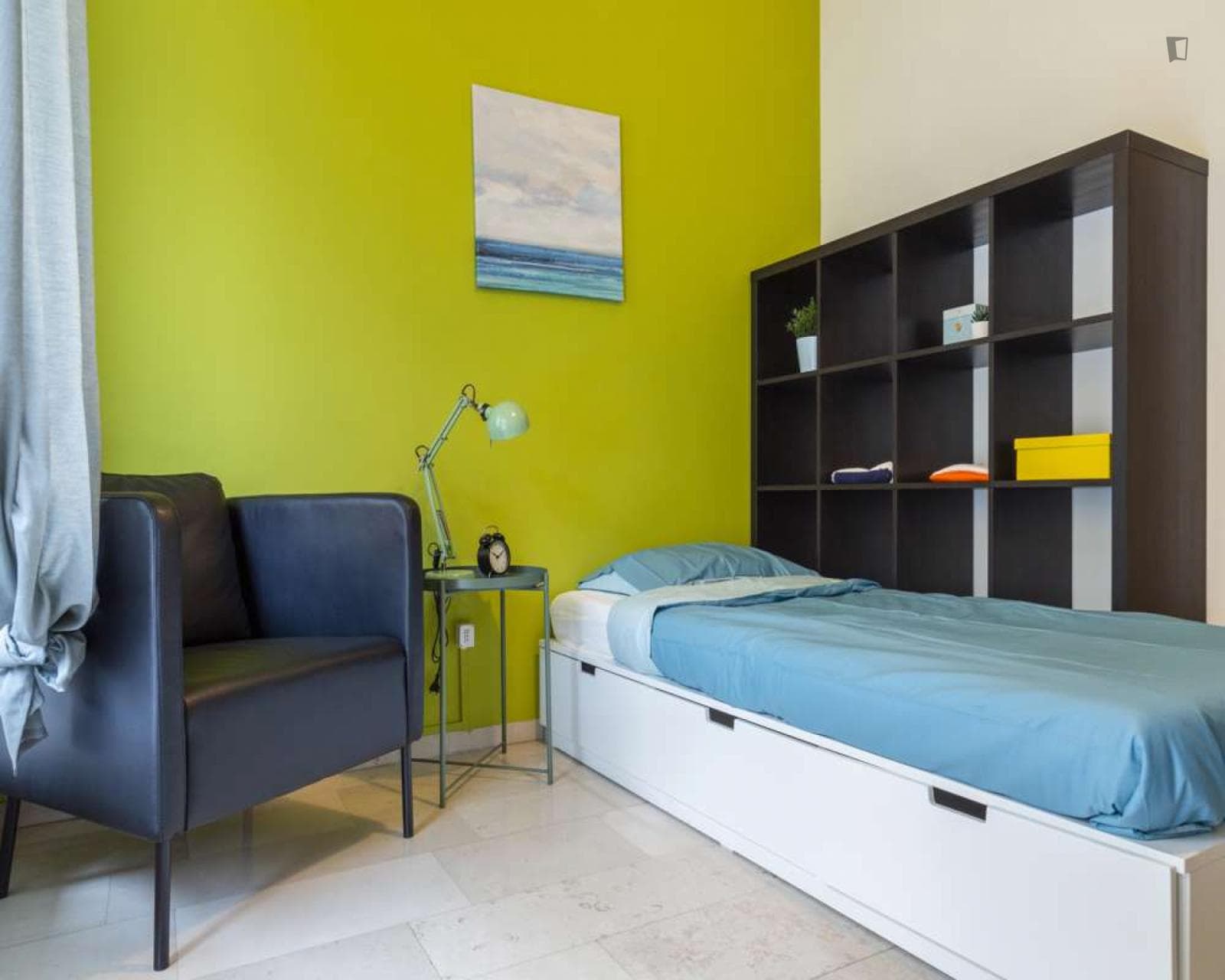 Comfy single bedroom in a four-bedroom flat close Università Statale photo 1
