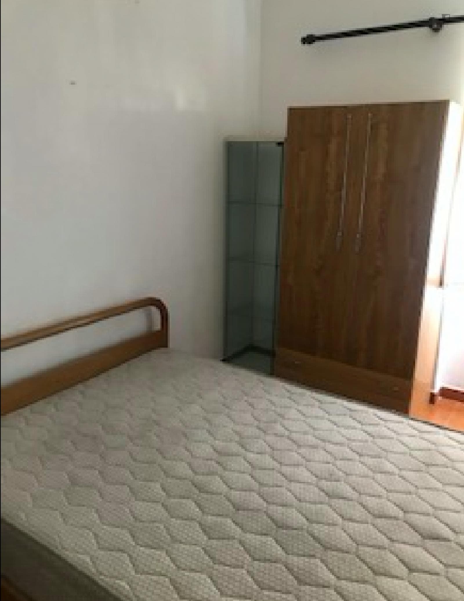 Double Bedroom near Reboleira metro photo 1