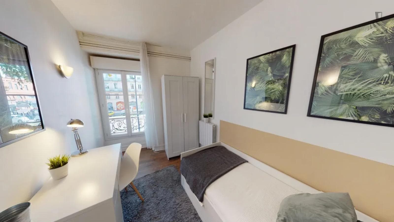 Property photo thumbnail