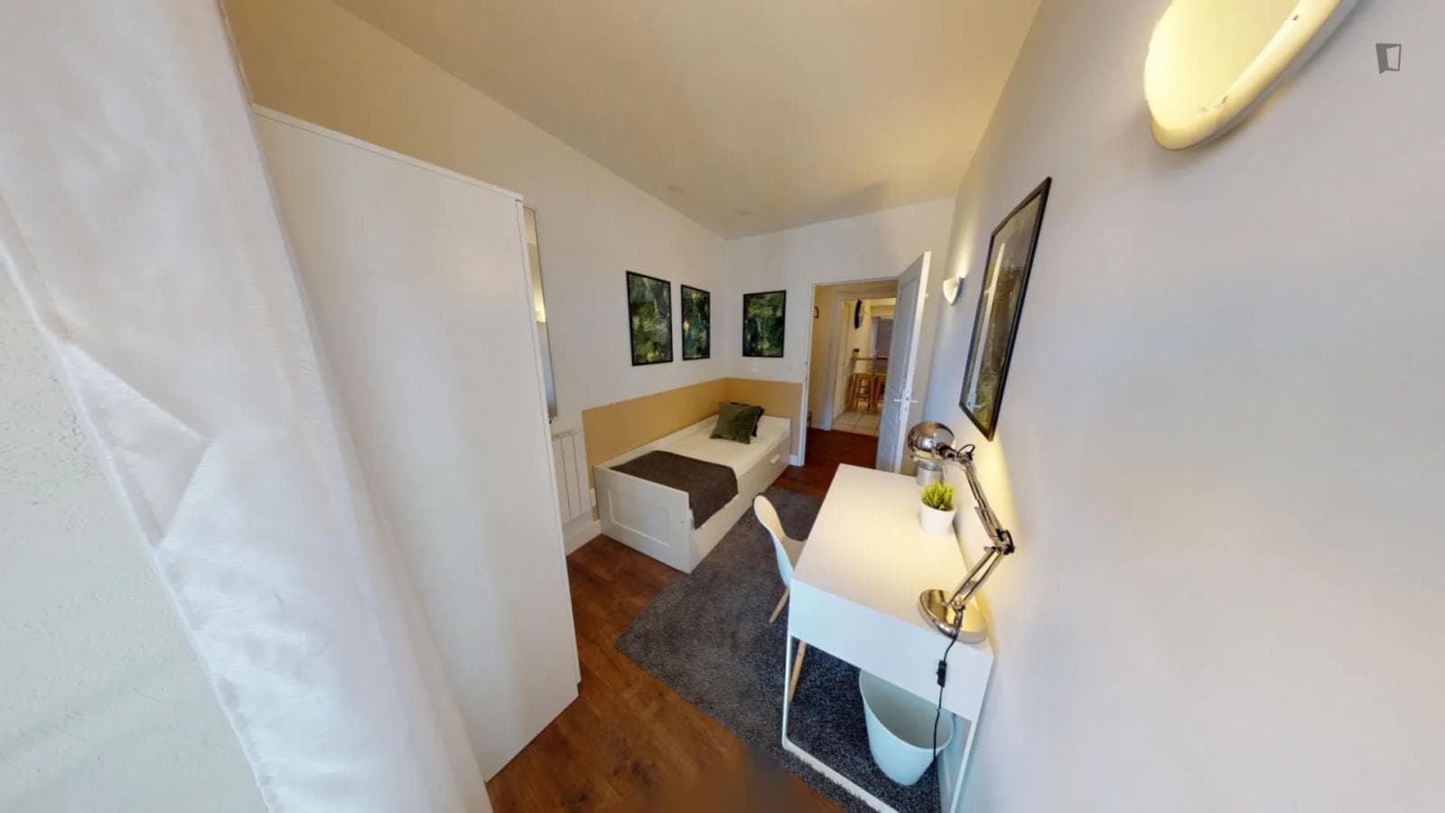 Property photo thumbnail