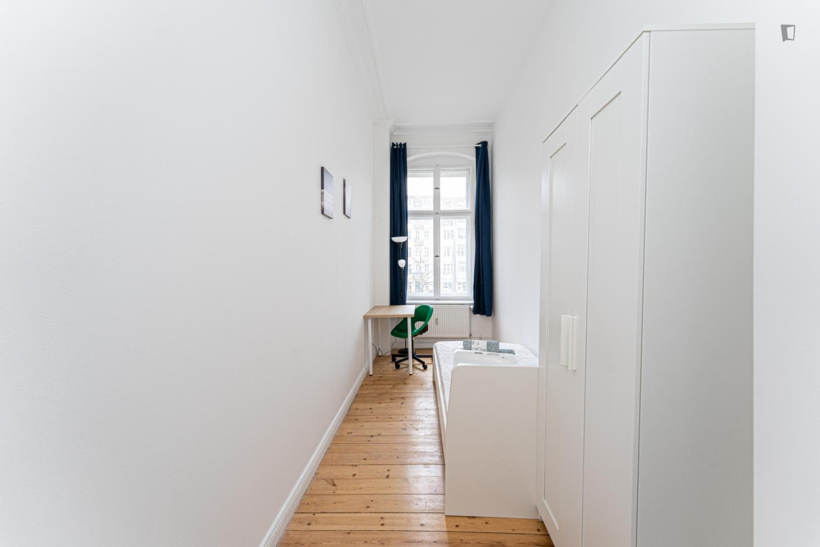 Bright single bedroom in Prenzlauer Berg photo 1