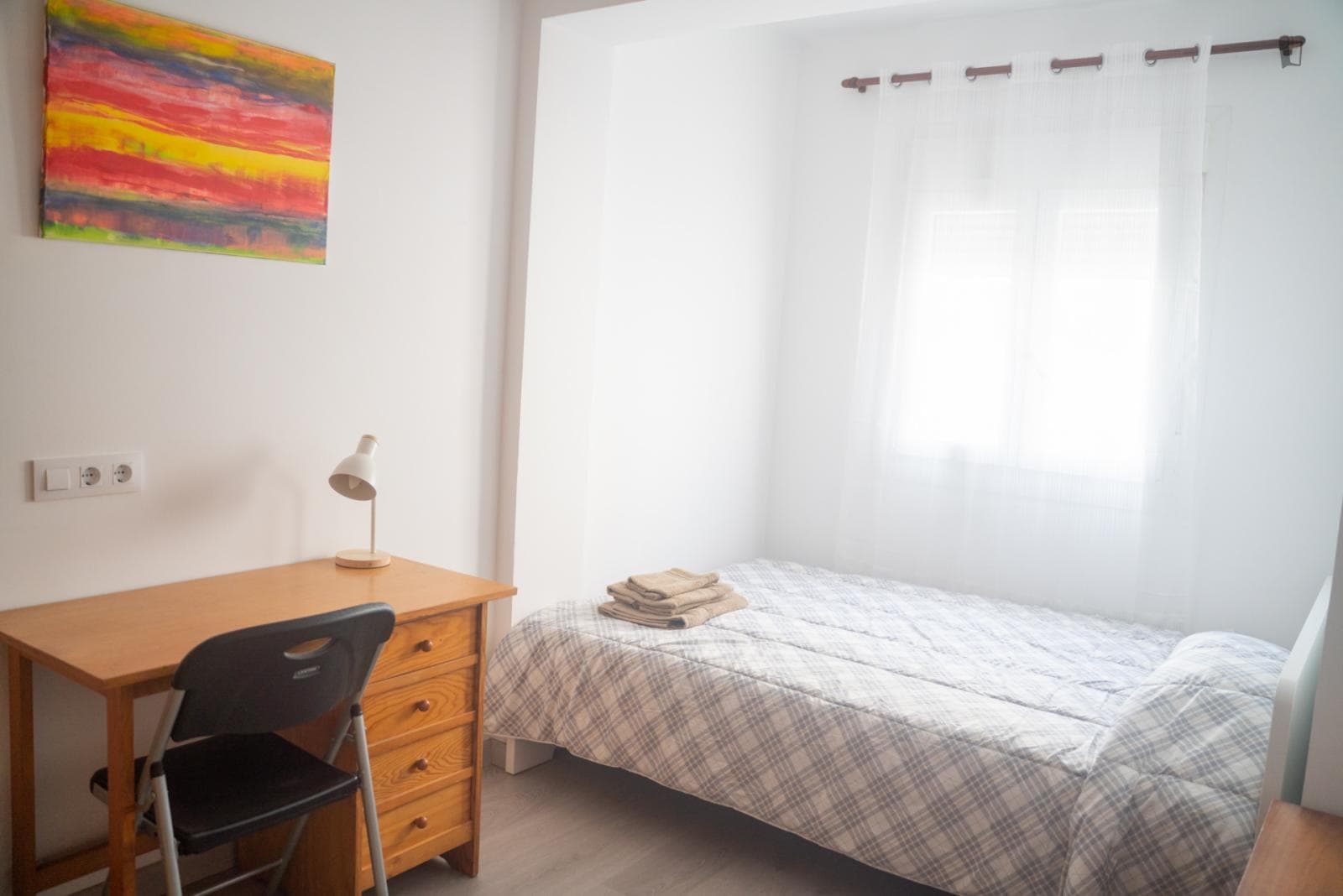 Cozy room in shared apartment in Palma photo 1