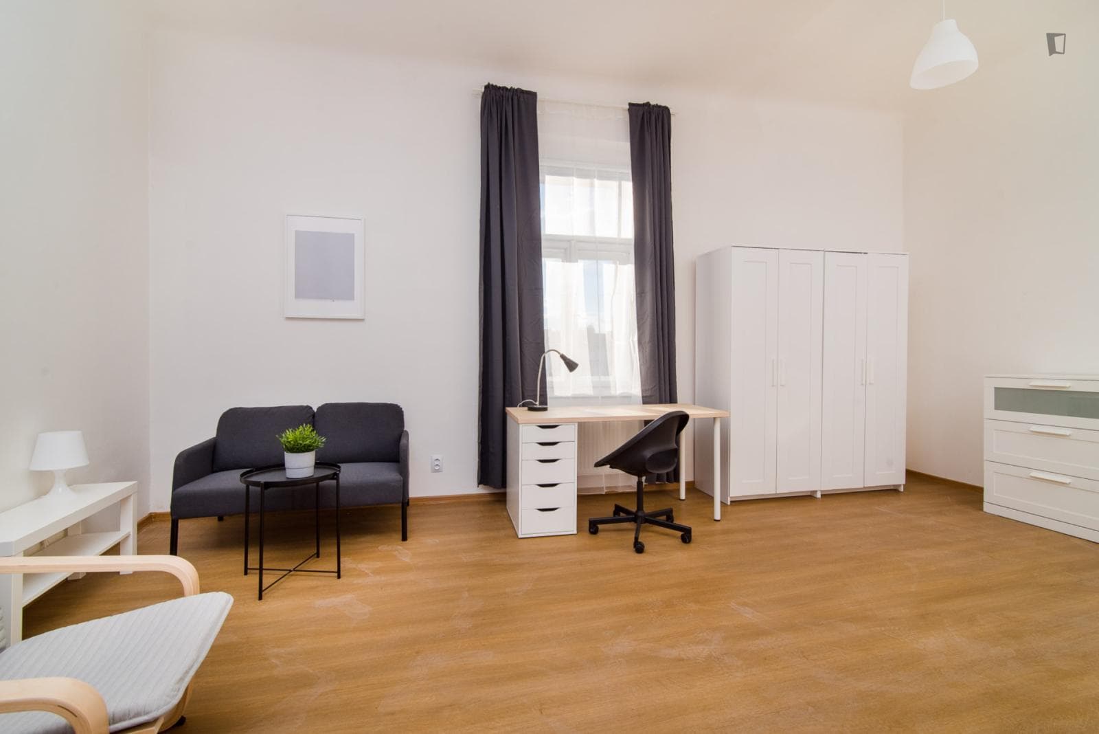 Property photo thumbnail
