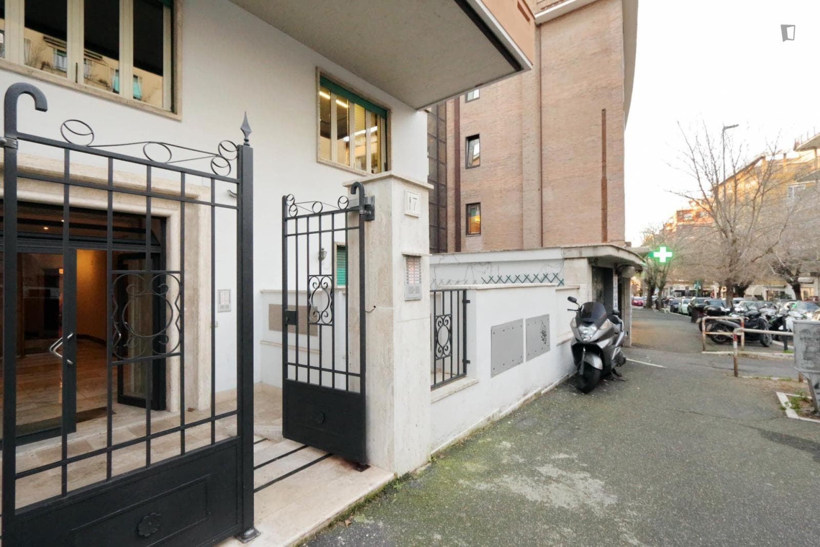 Property photo thumbnail