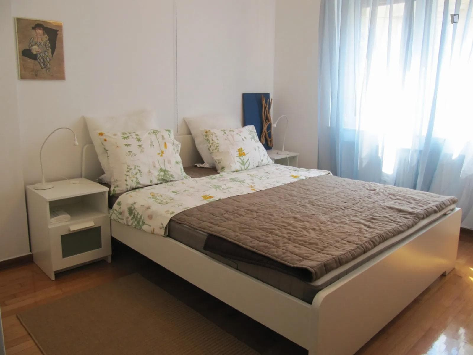 Amazing 1-bedroom apartment near Lykavitos  photo 1