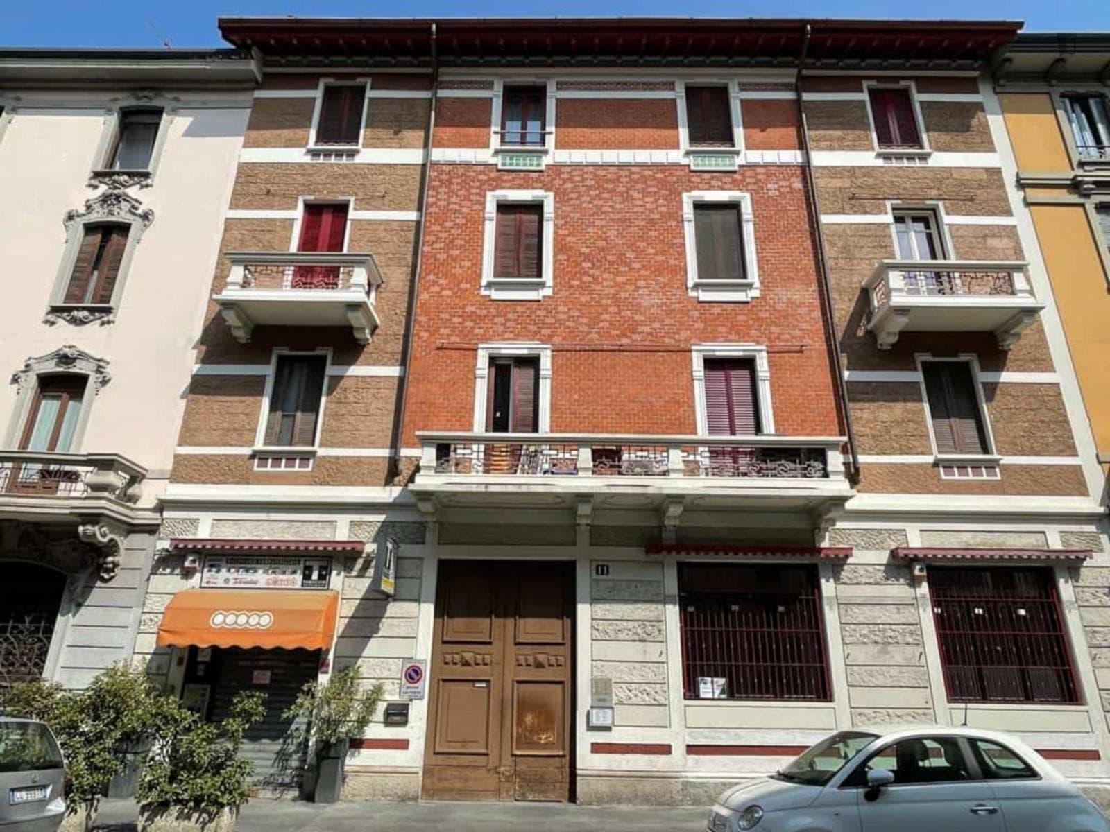 Property photo thumbnail