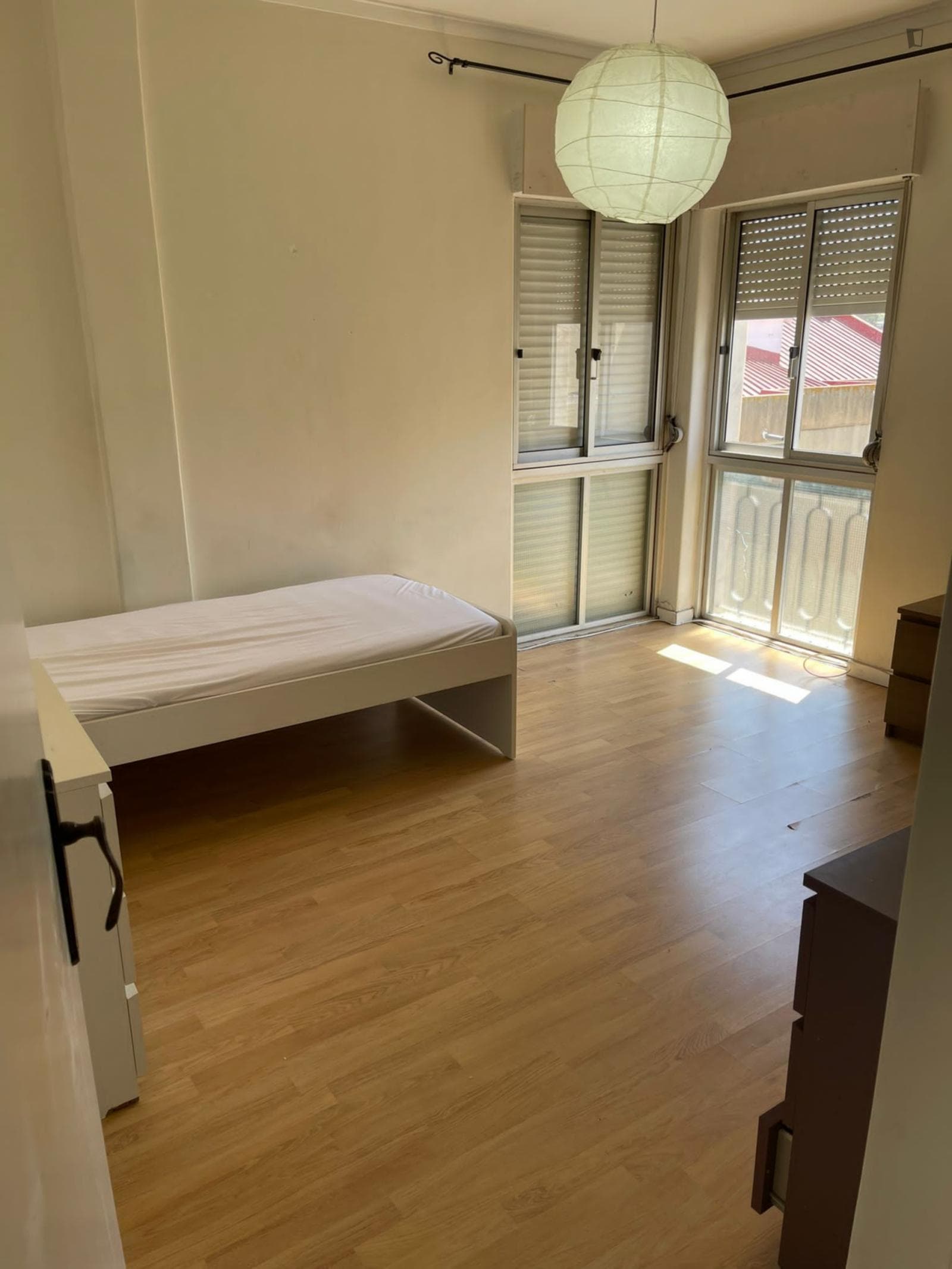 Very nice single bedroom in Póvoa de Santo Adrião photo 1