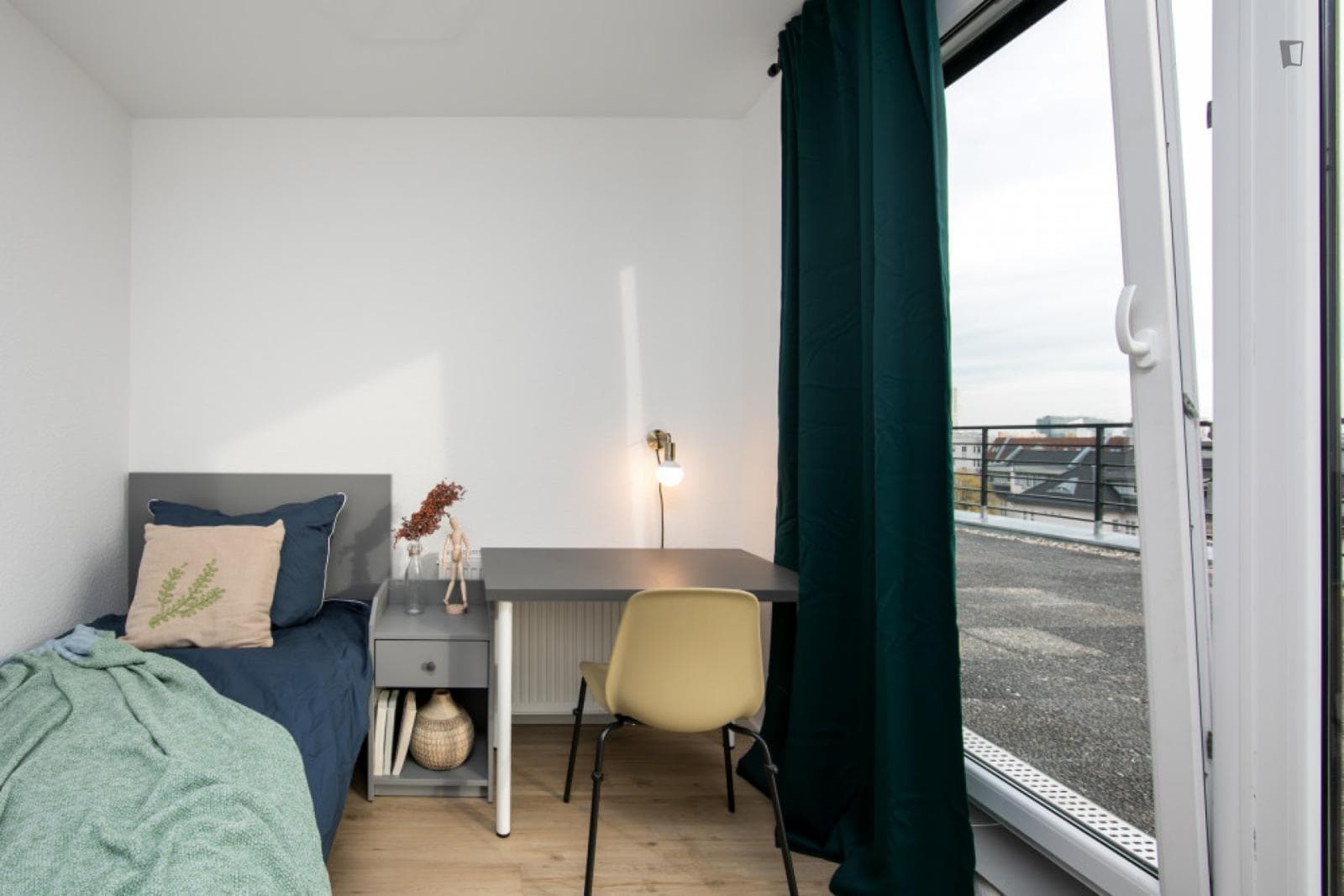 Property photo thumbnail