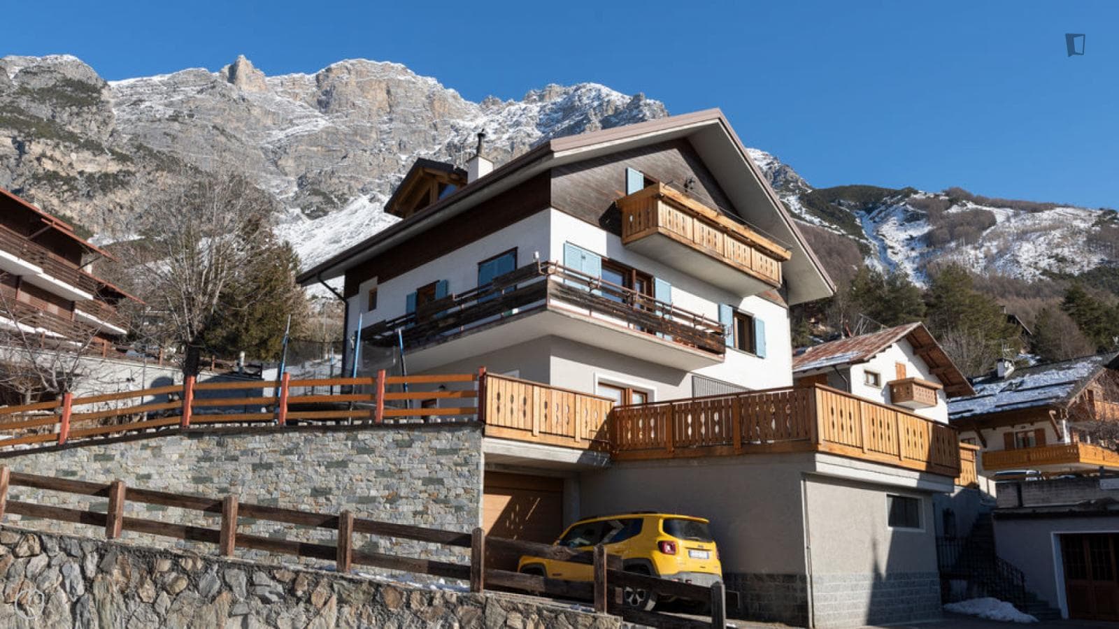 Property photo thumbnail