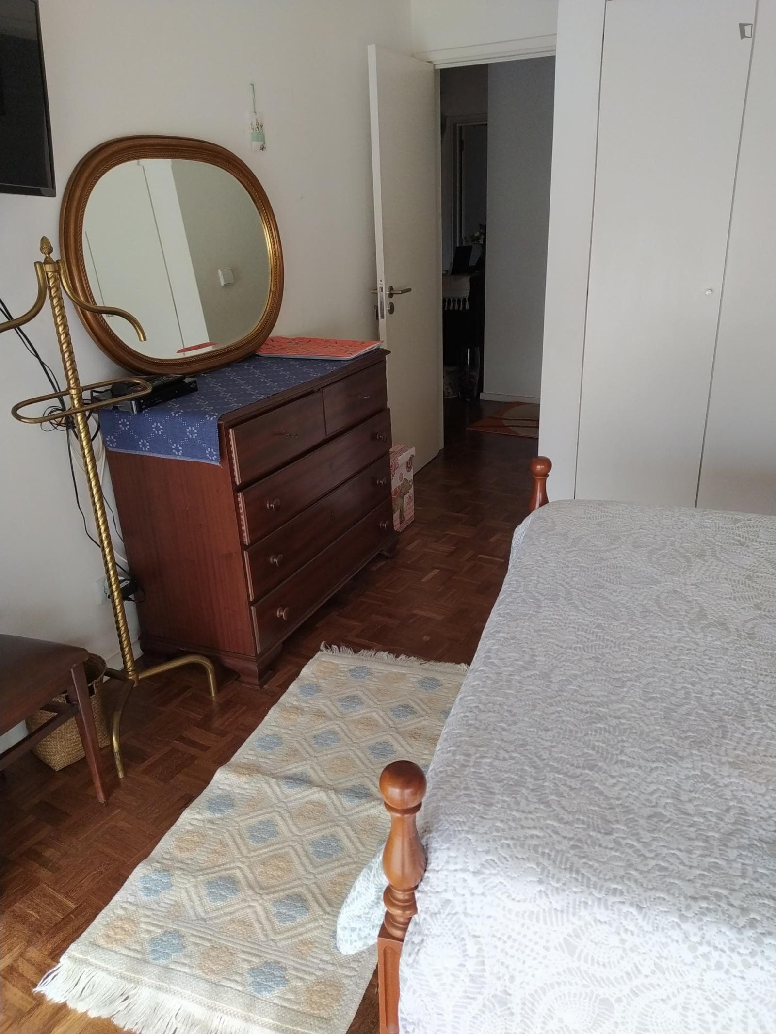 Lovely double bedroom in Gândara dos Olivais photo 1