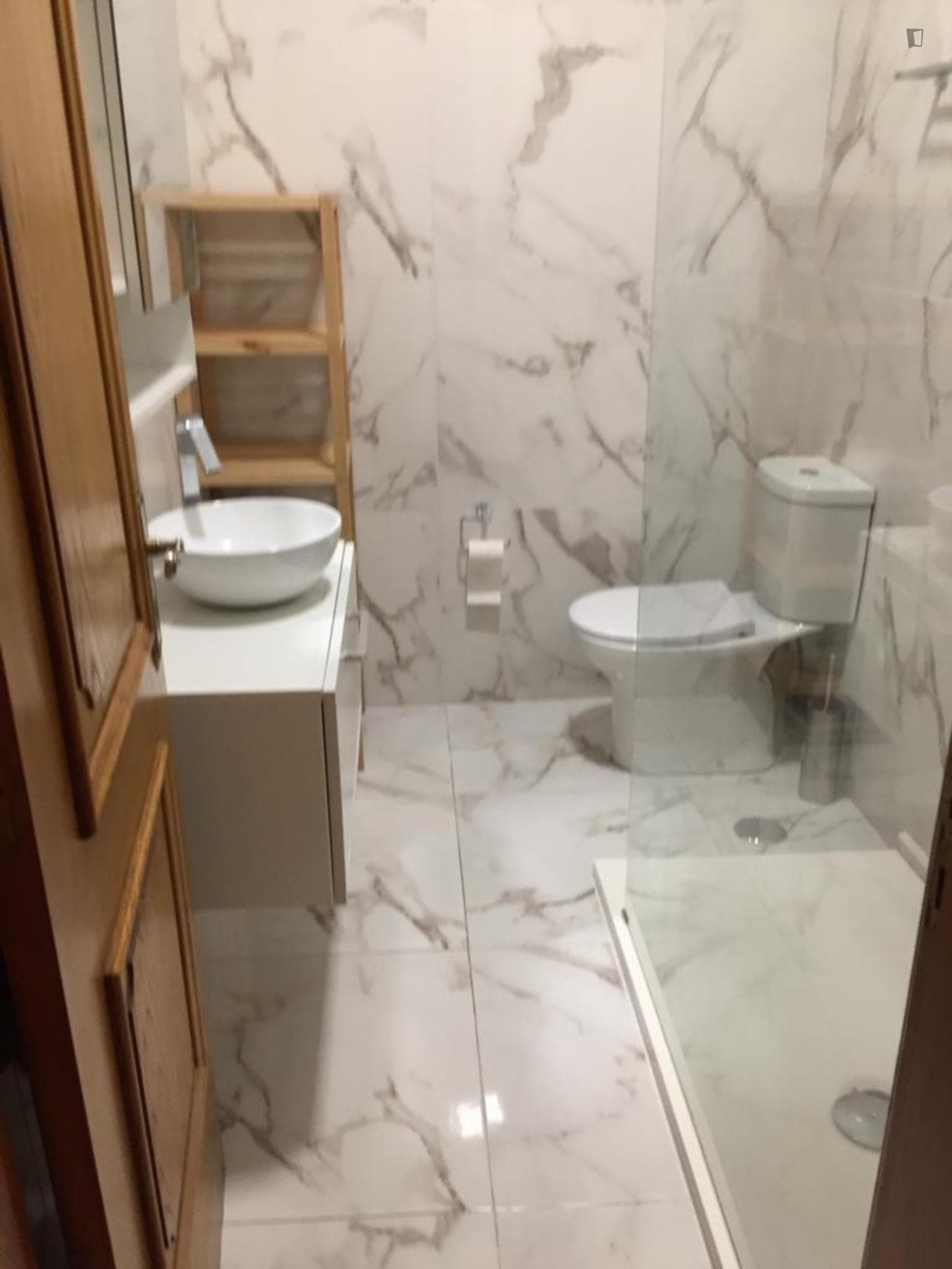 Appealing 2-bedroom apartment in Entrecampos photo 1