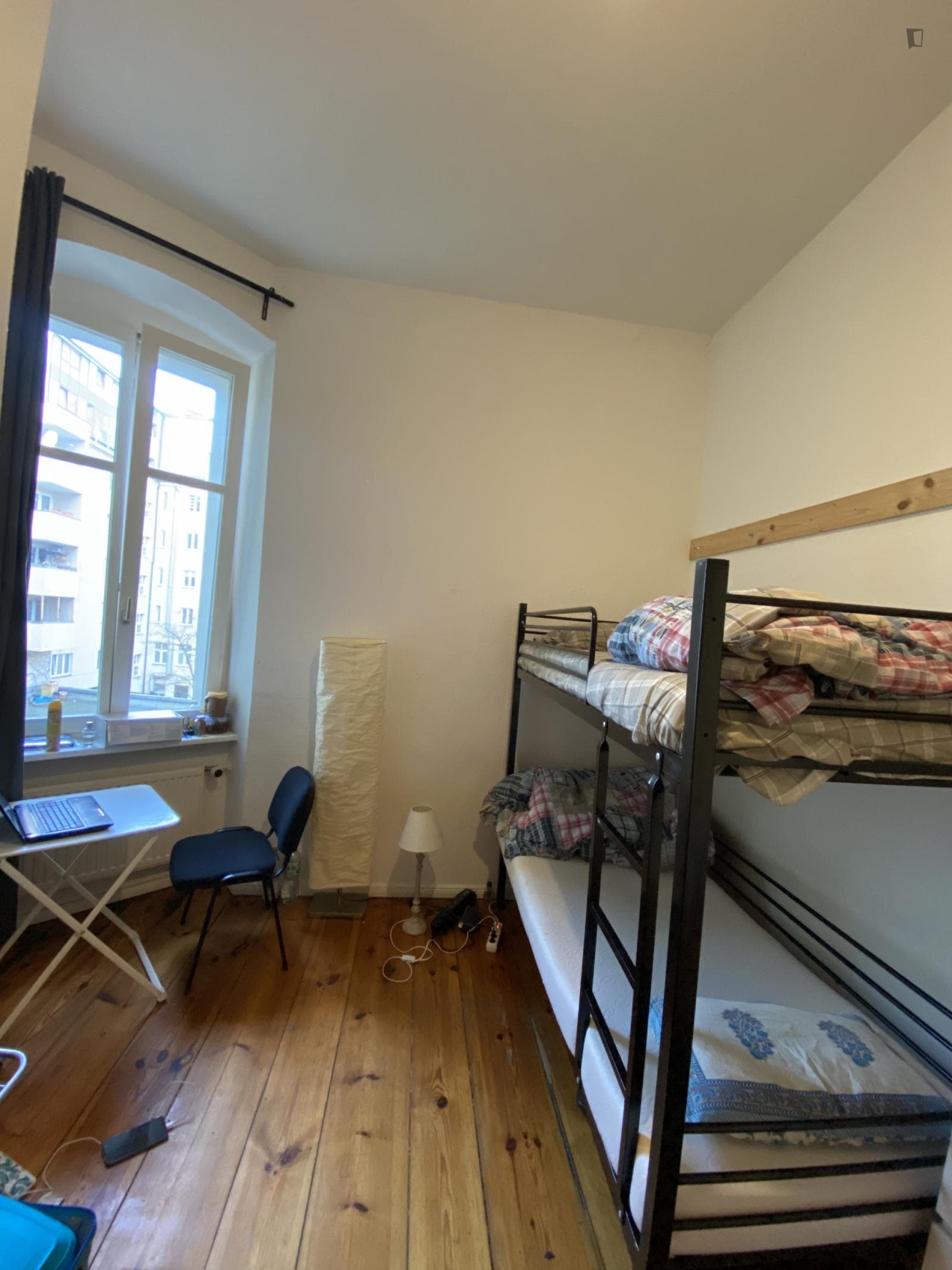 Bed in a homely bunk bedroom, in Oberschöneweide photo 1