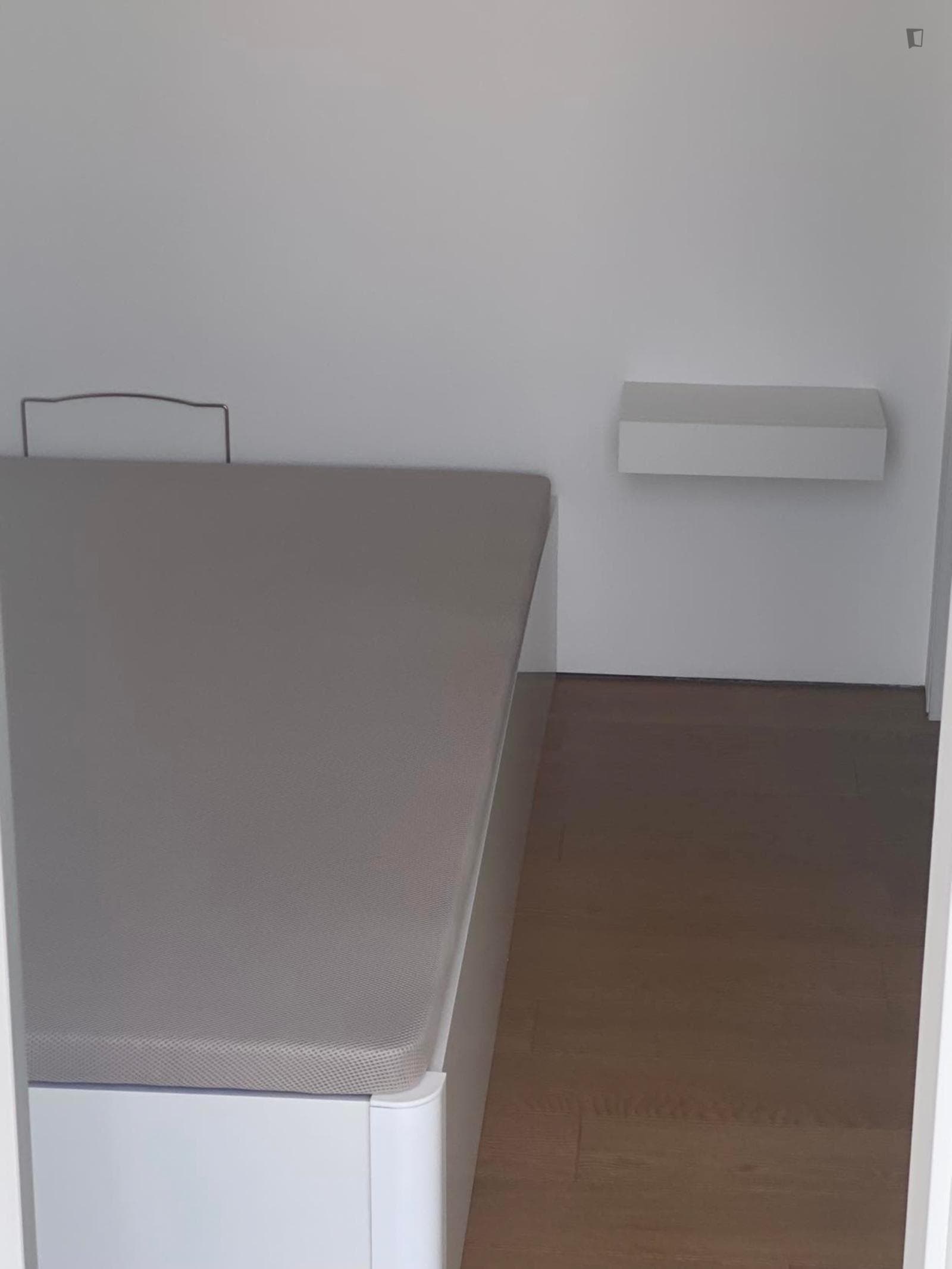 Homely 1-bedroom apartment in Canidelo photo 1
