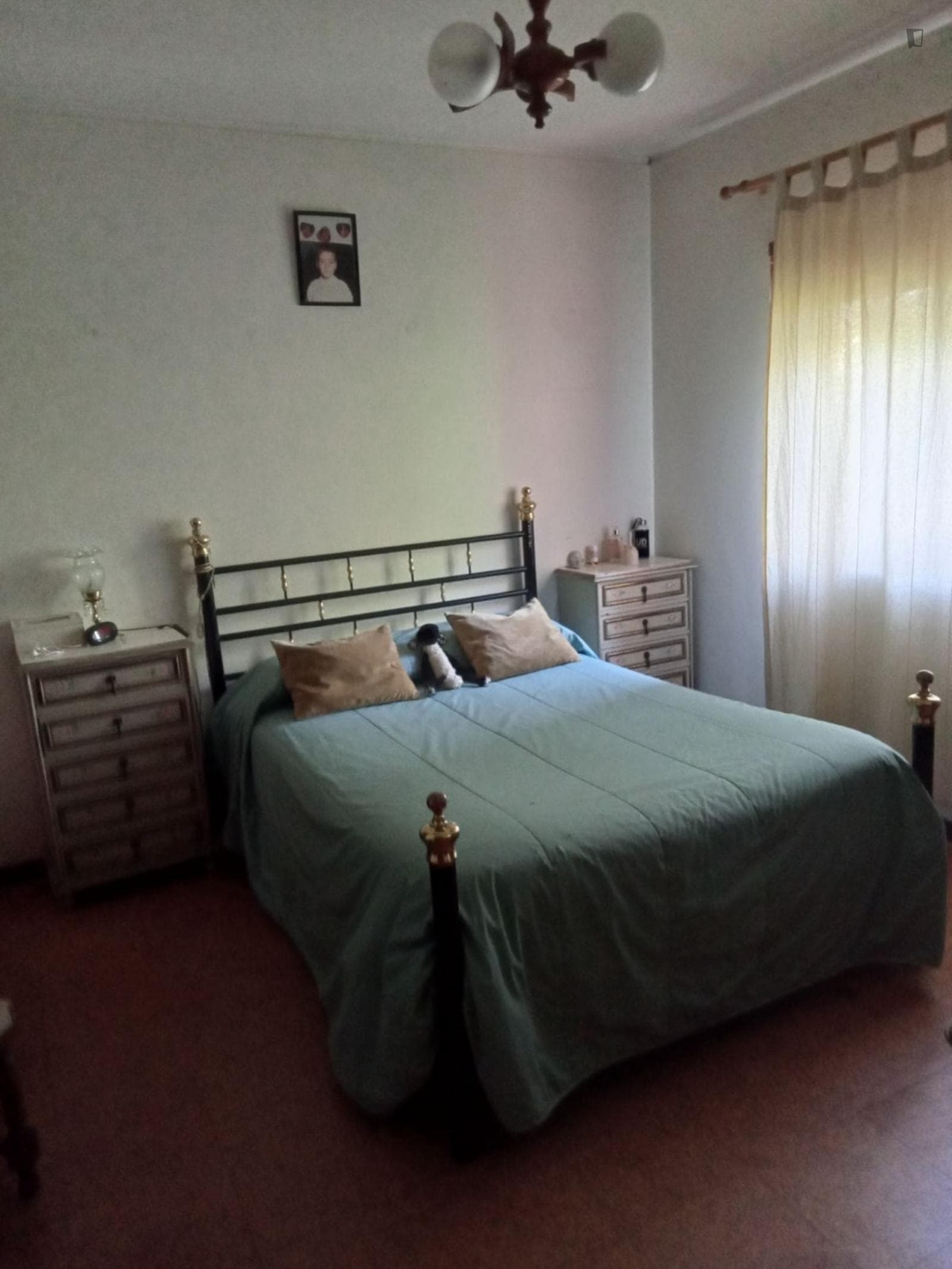 Welcoming double bedroom close to Gaia Shopping  photo 1