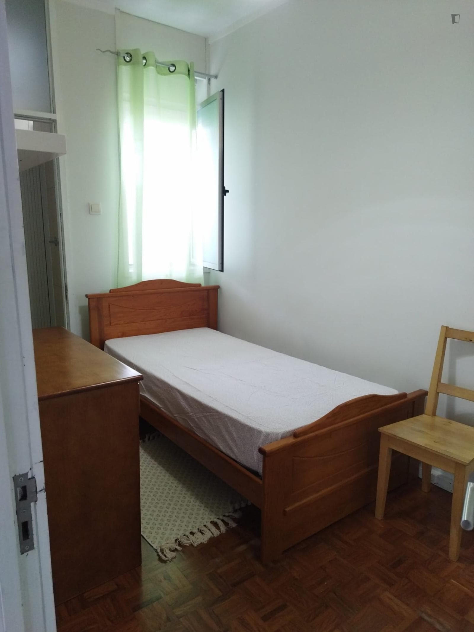 Very cosy single bedroom in Massarelos photo 1