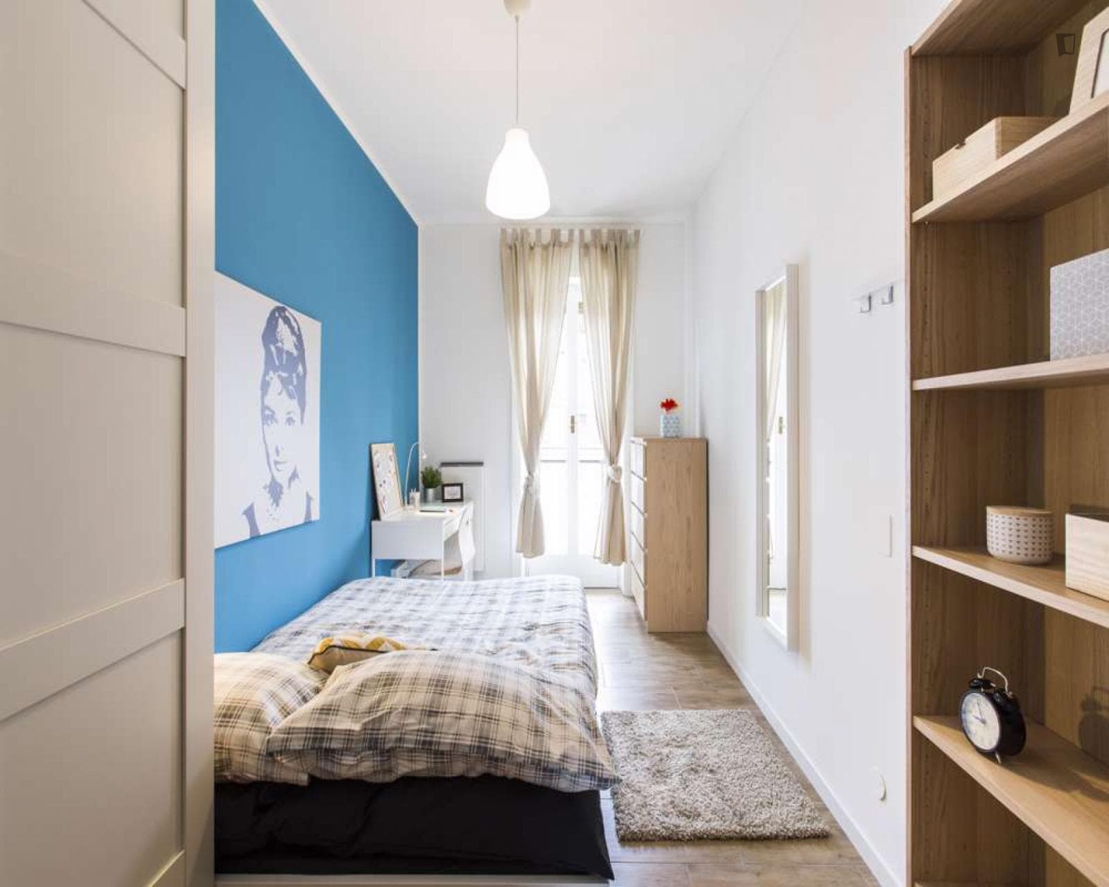 Fancy double bedroom not far from Milano Centrale train station photo 1