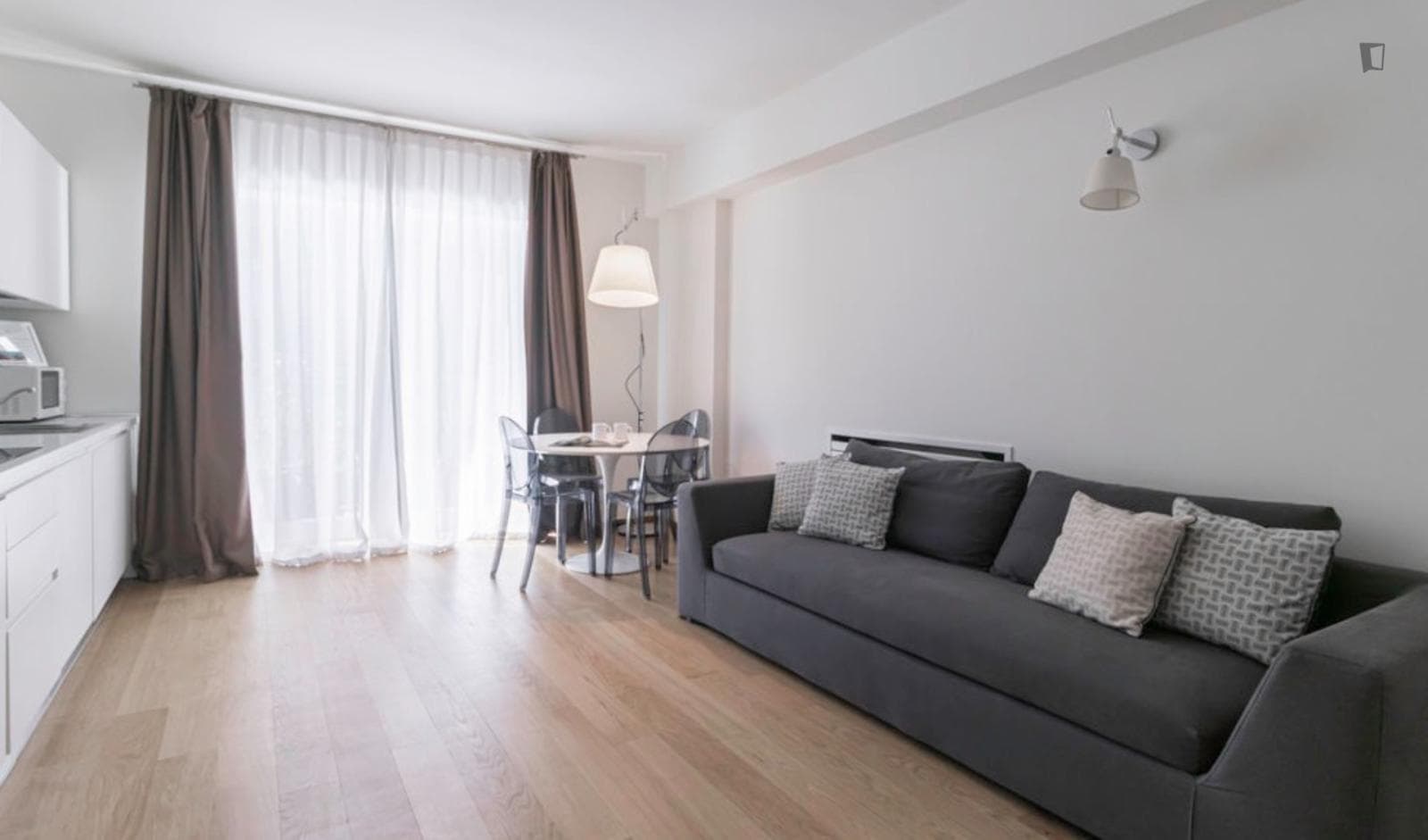 Snug 1-bedroom apartment in Porta Garibaldi photo 1