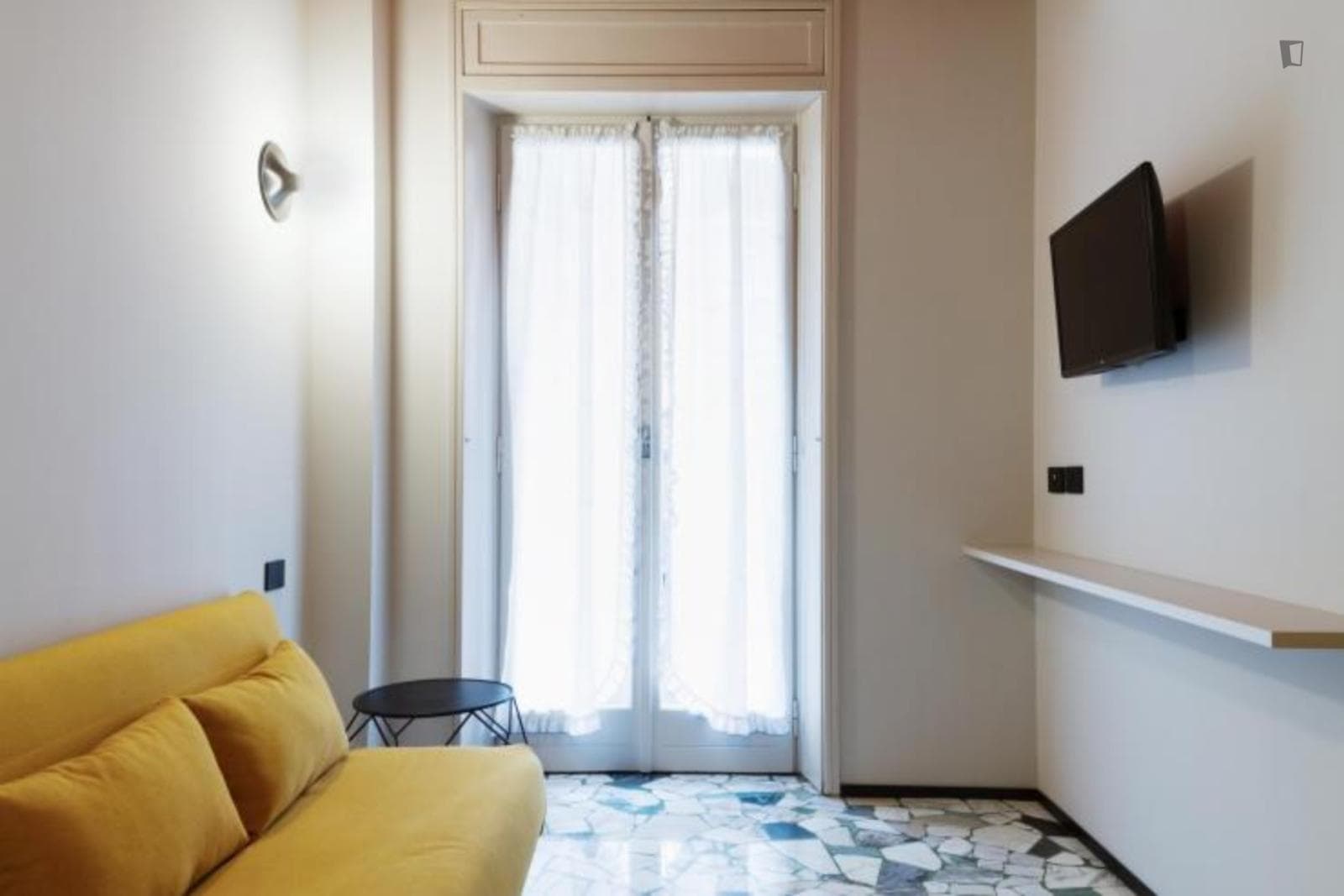 Wonderful studio close to Piazza Cinque Giornate photo 1