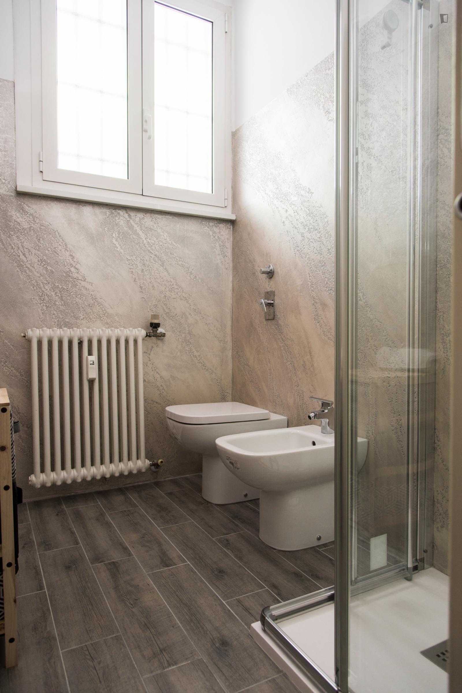 Luminous 2-bedroom apartment with balcony near Gioia metro station photo 1