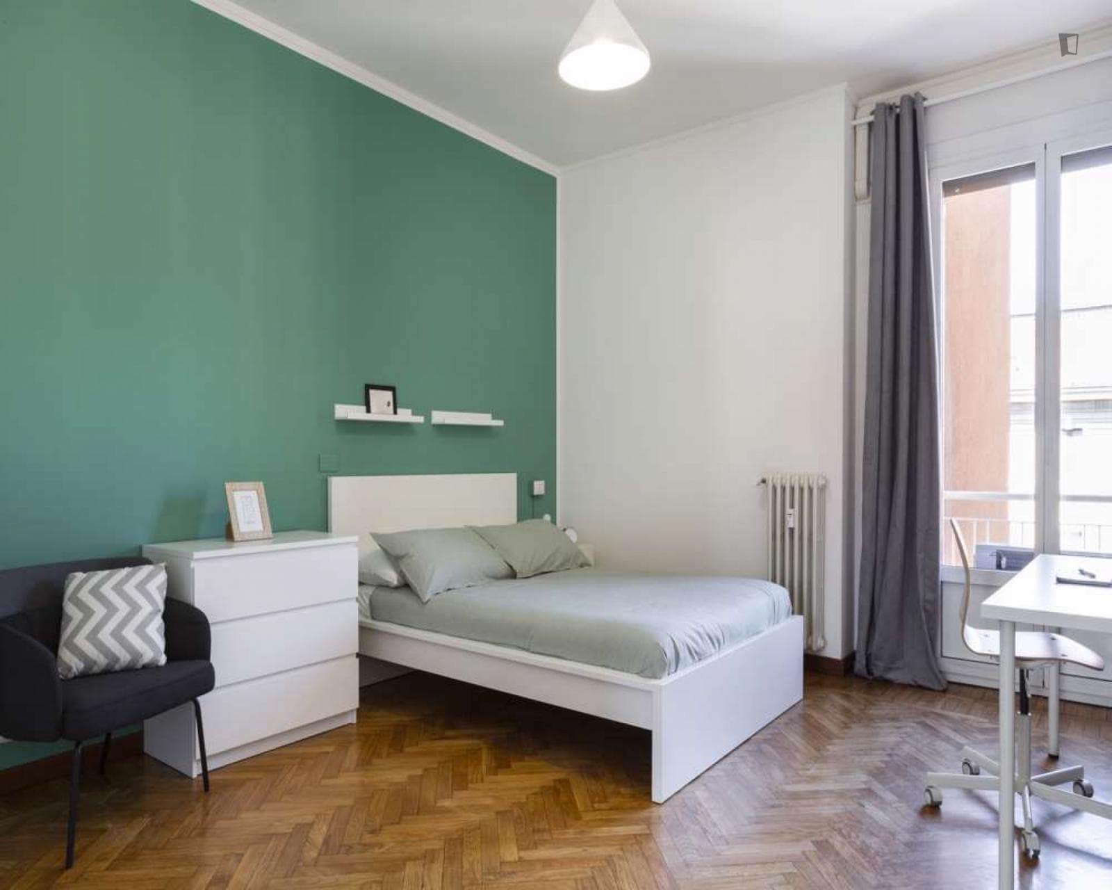 Nice double bedroom close to Pasteur metro station photo 1
