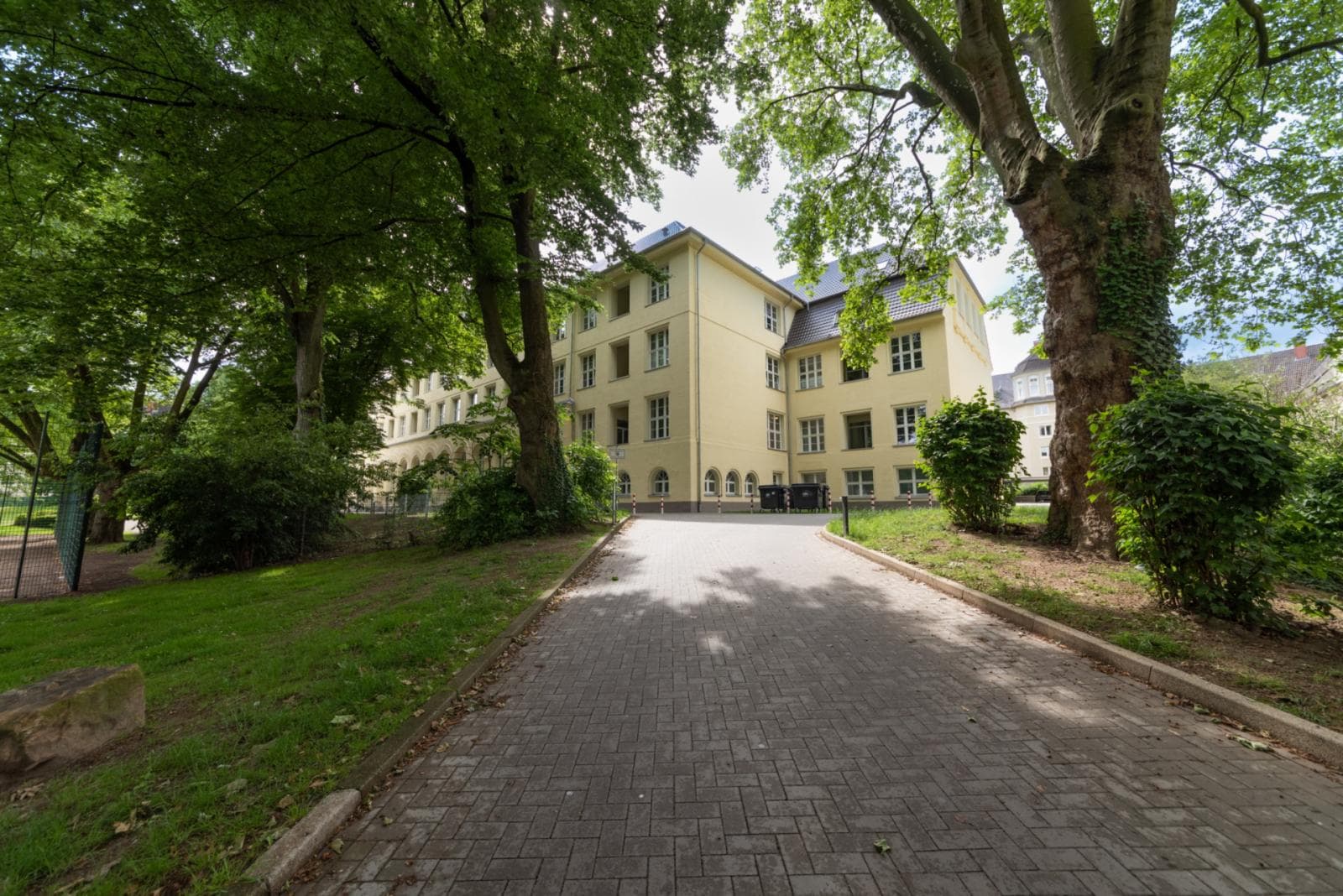 Property photo thumbnail