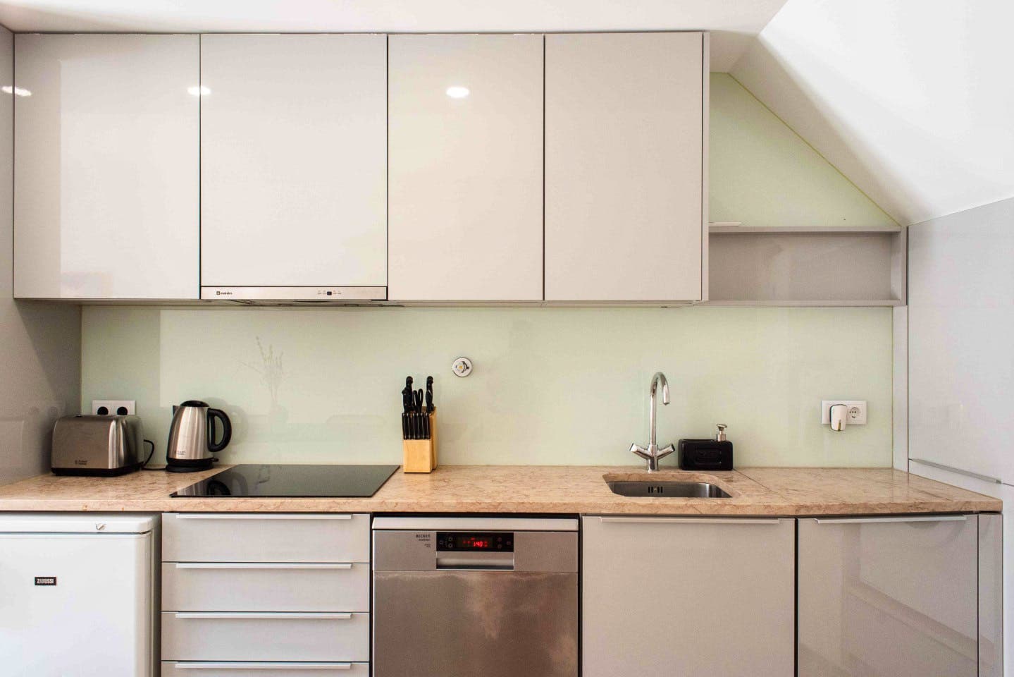 Stylish apartment near Arroios Train Station photo 1