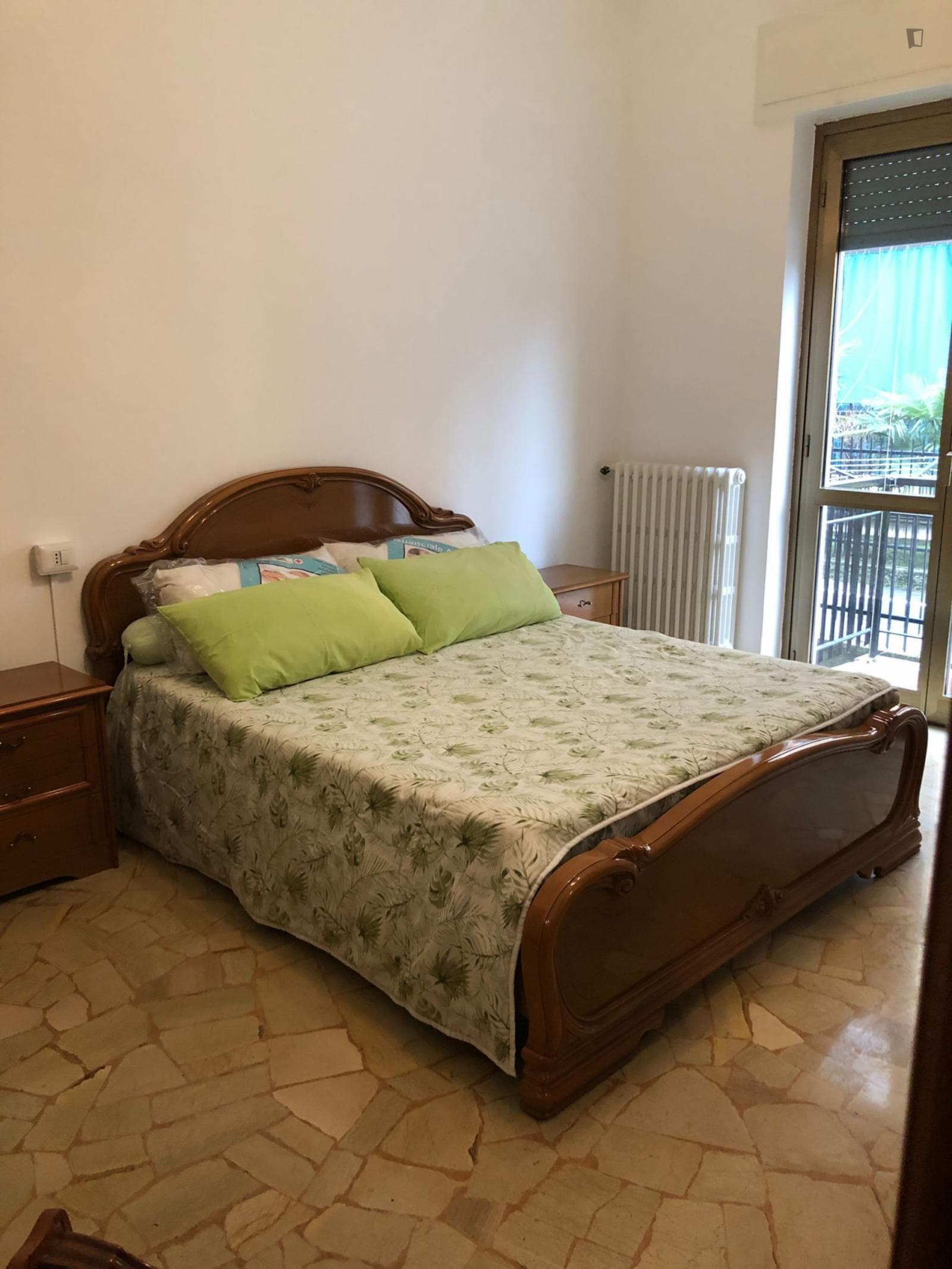 Bright double bedroom close to Parco Nord Milano photo 1