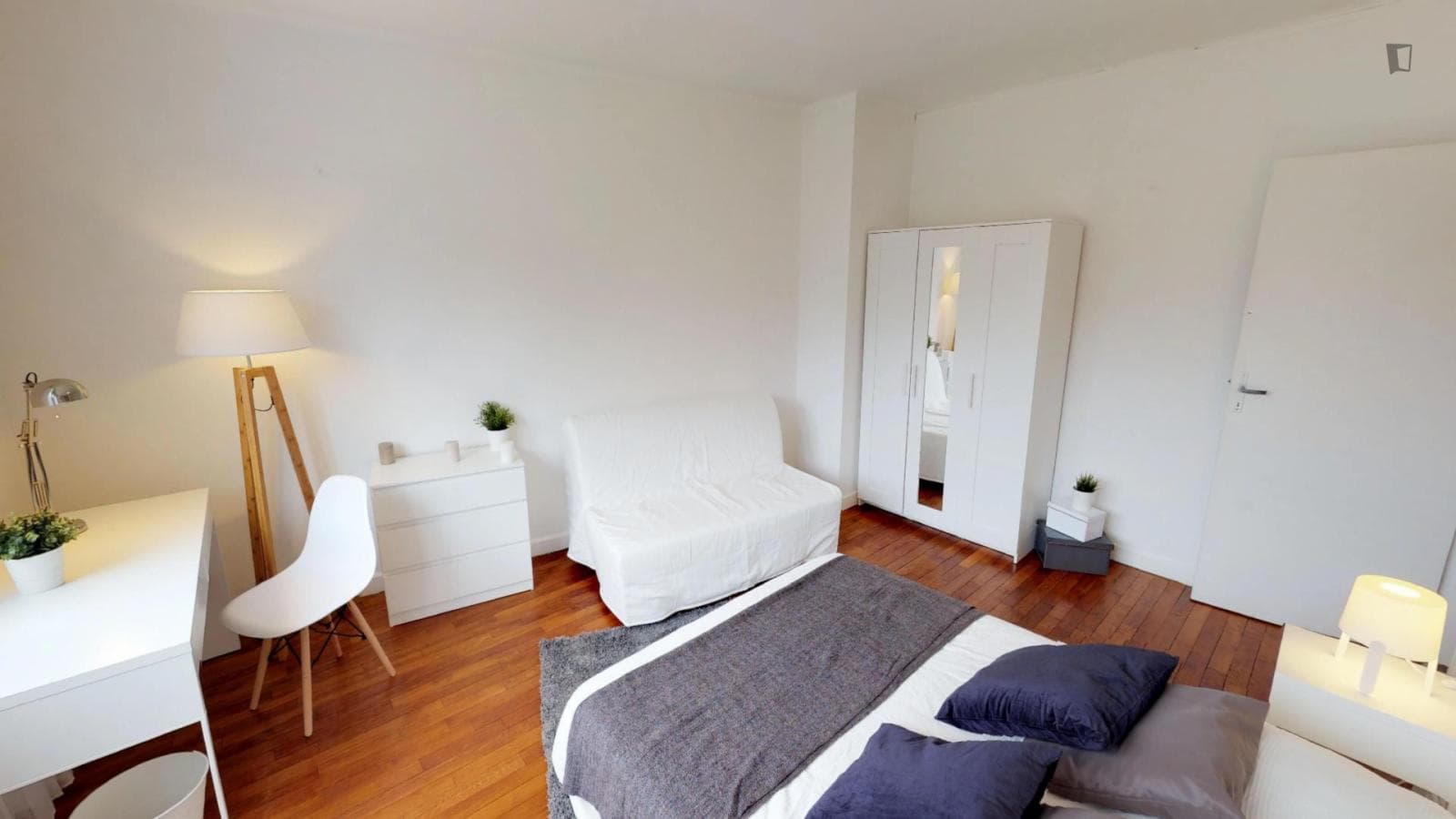 Property photo thumbnail
