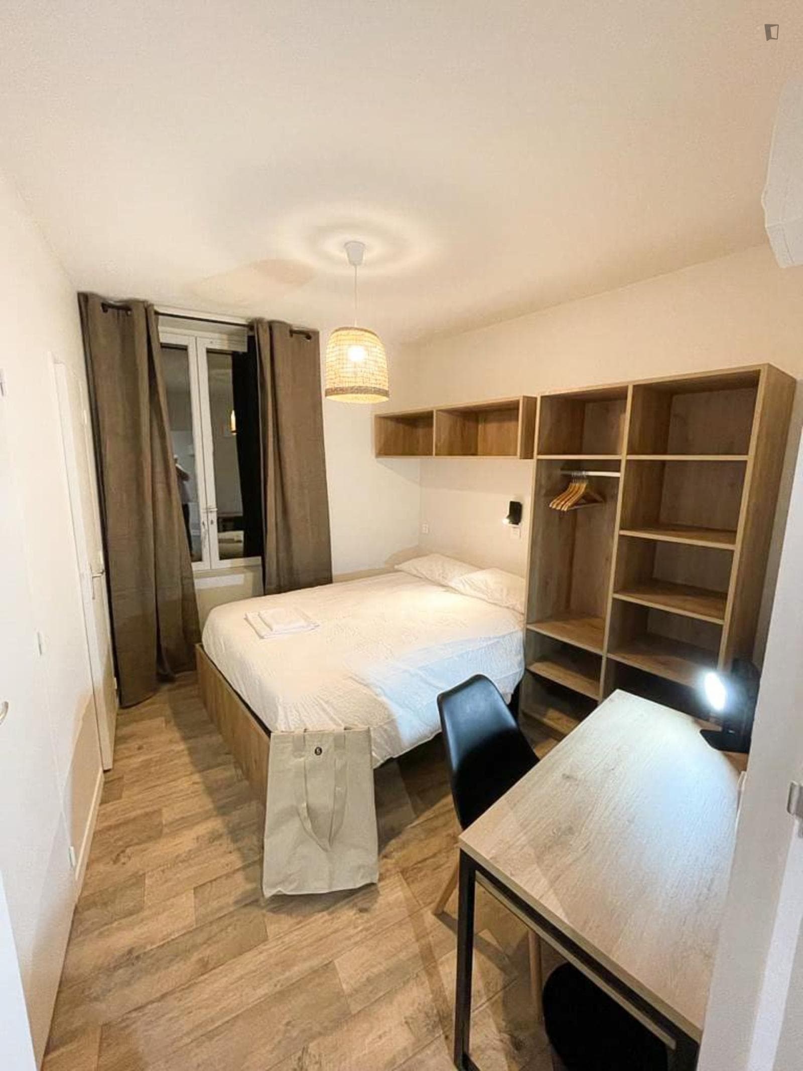 Charming double ensuite bedroom in a residence, in the heart of Clermont-Ferrand photo 1