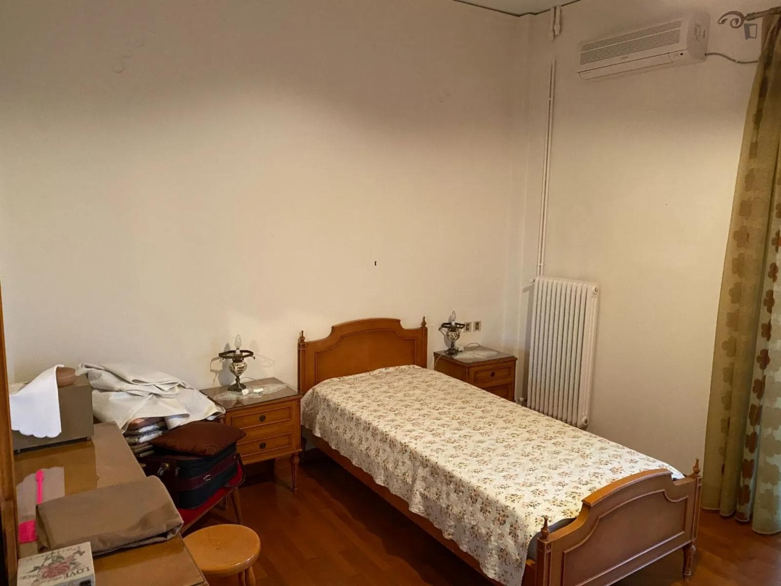 Wonderful 1-bedroom apartment near Artemida sea photo 1