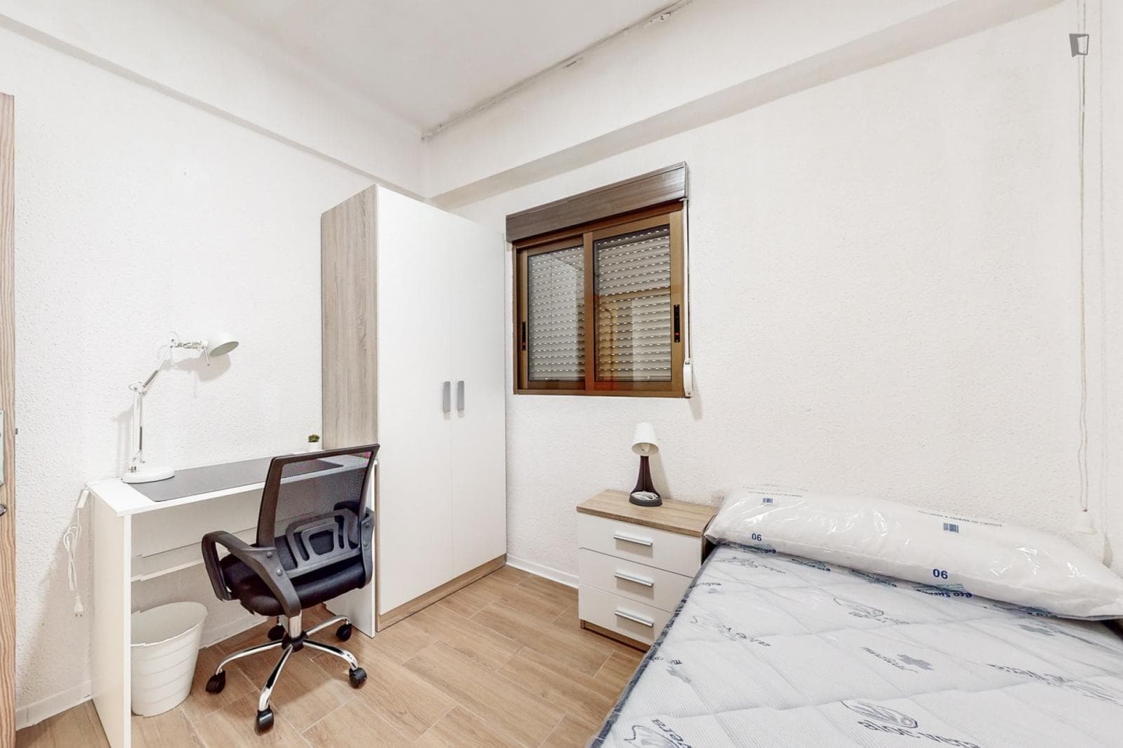 Appealing single bedroom photo 1