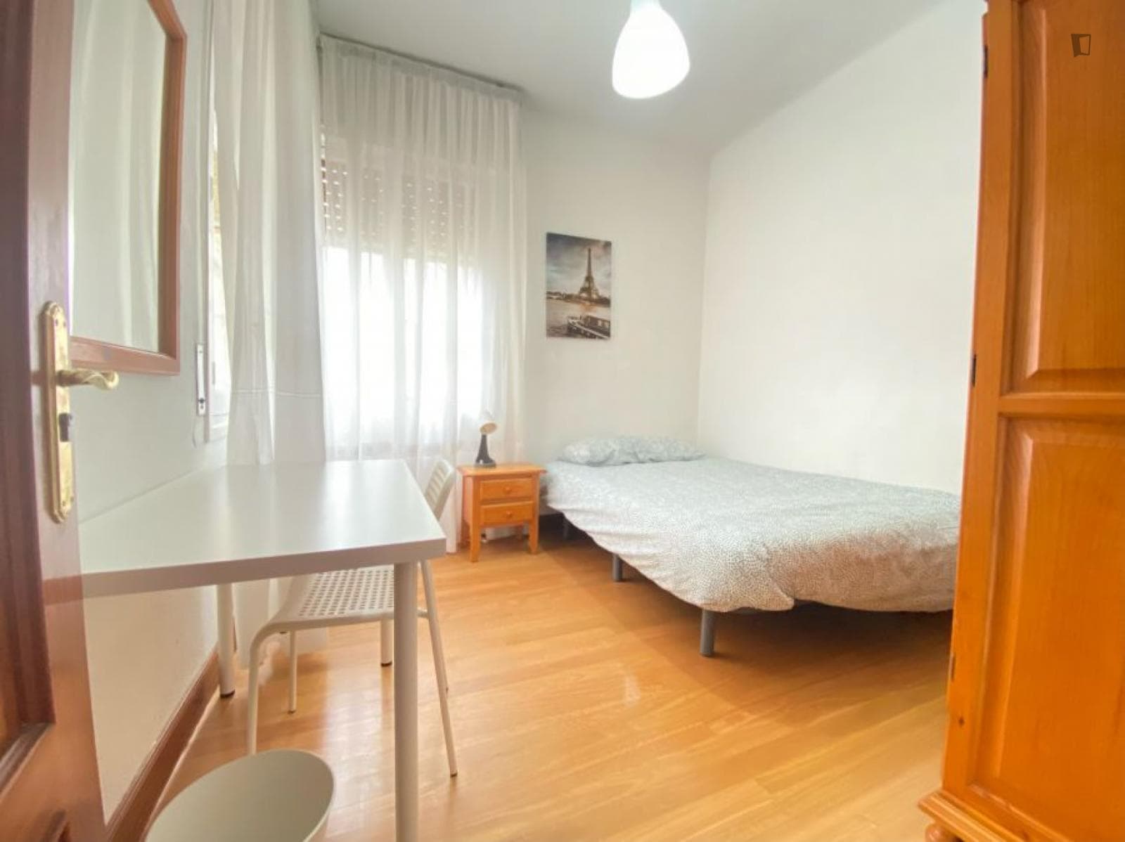 Interesting double bedroom in Deustuko San Pedro-Erribera photo 1