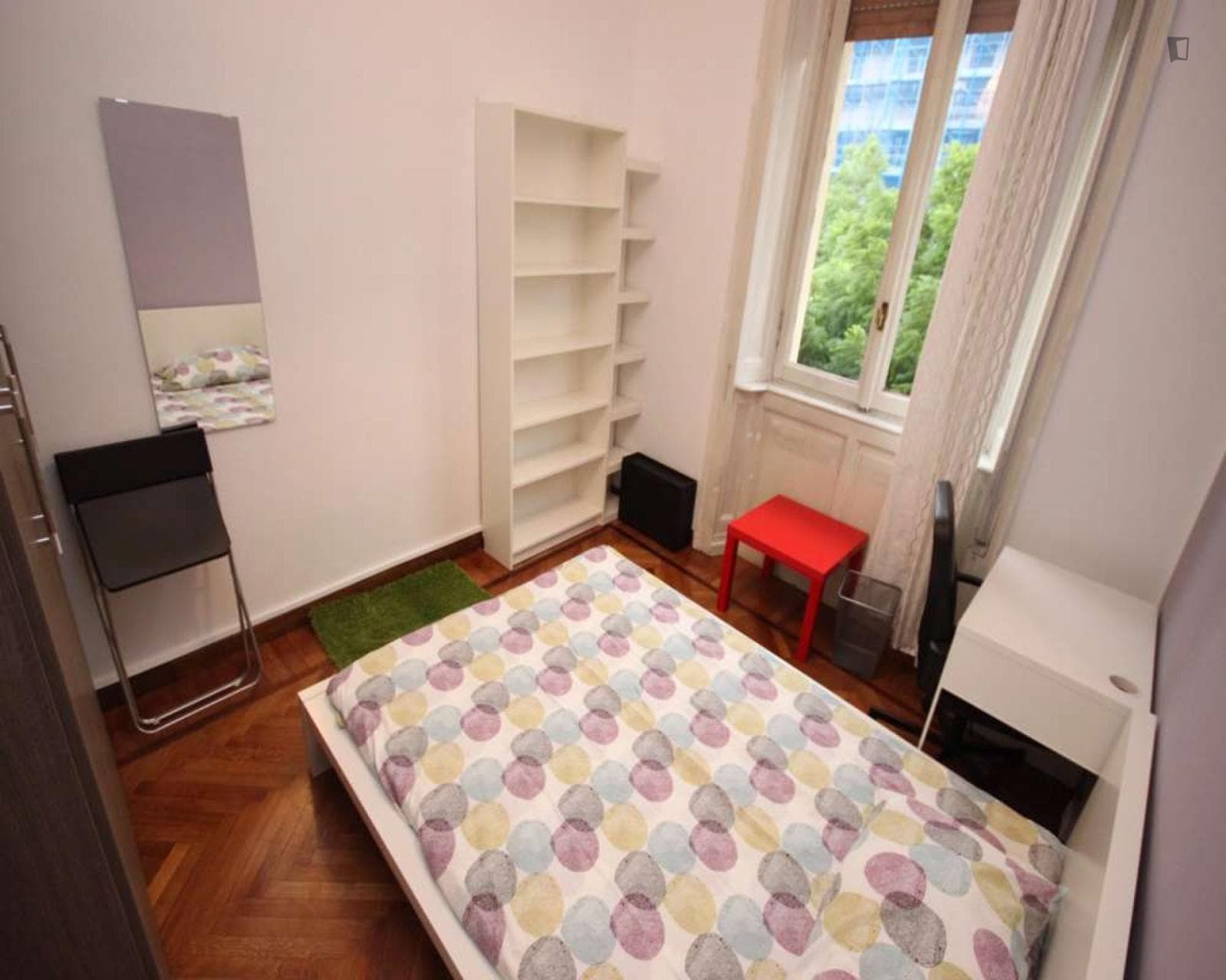 Double bedroom in the Porta Venezia neighbourhood photo 1