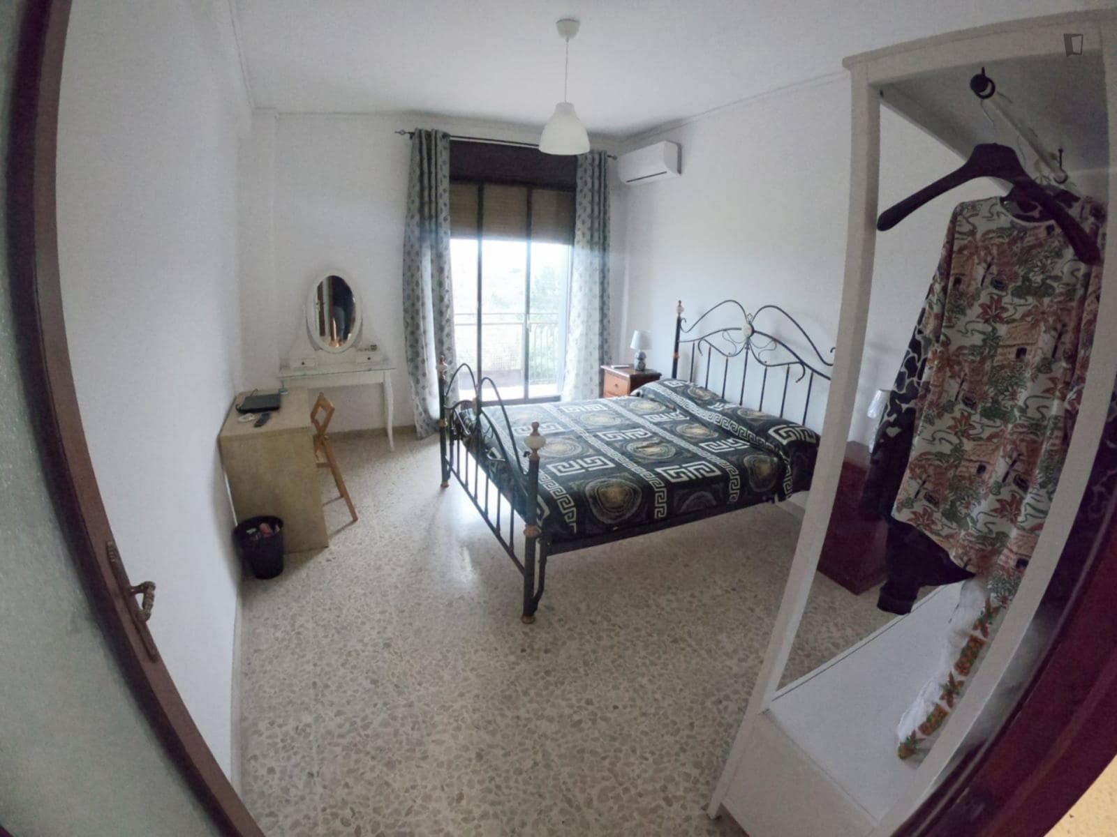 Comfy double bedroom near the San Nullo metro photo 1