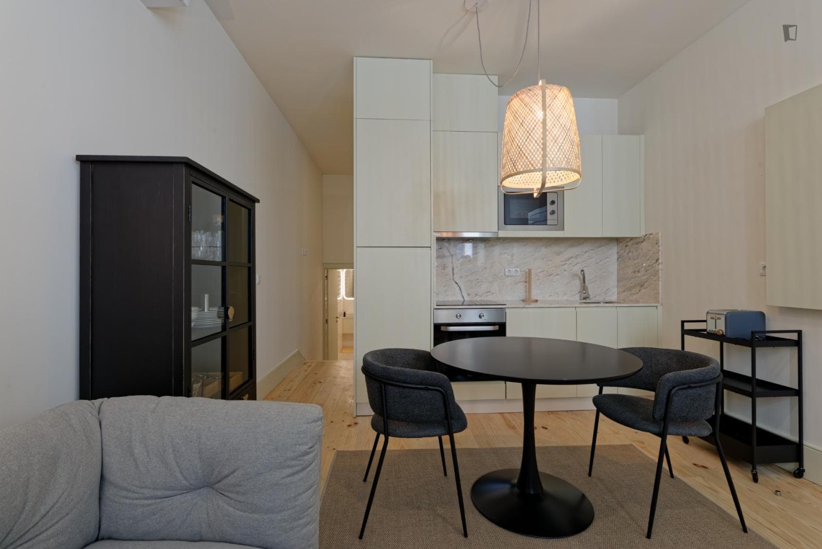 Charming 1-bedroom apartment near the Trindade metro photo 1