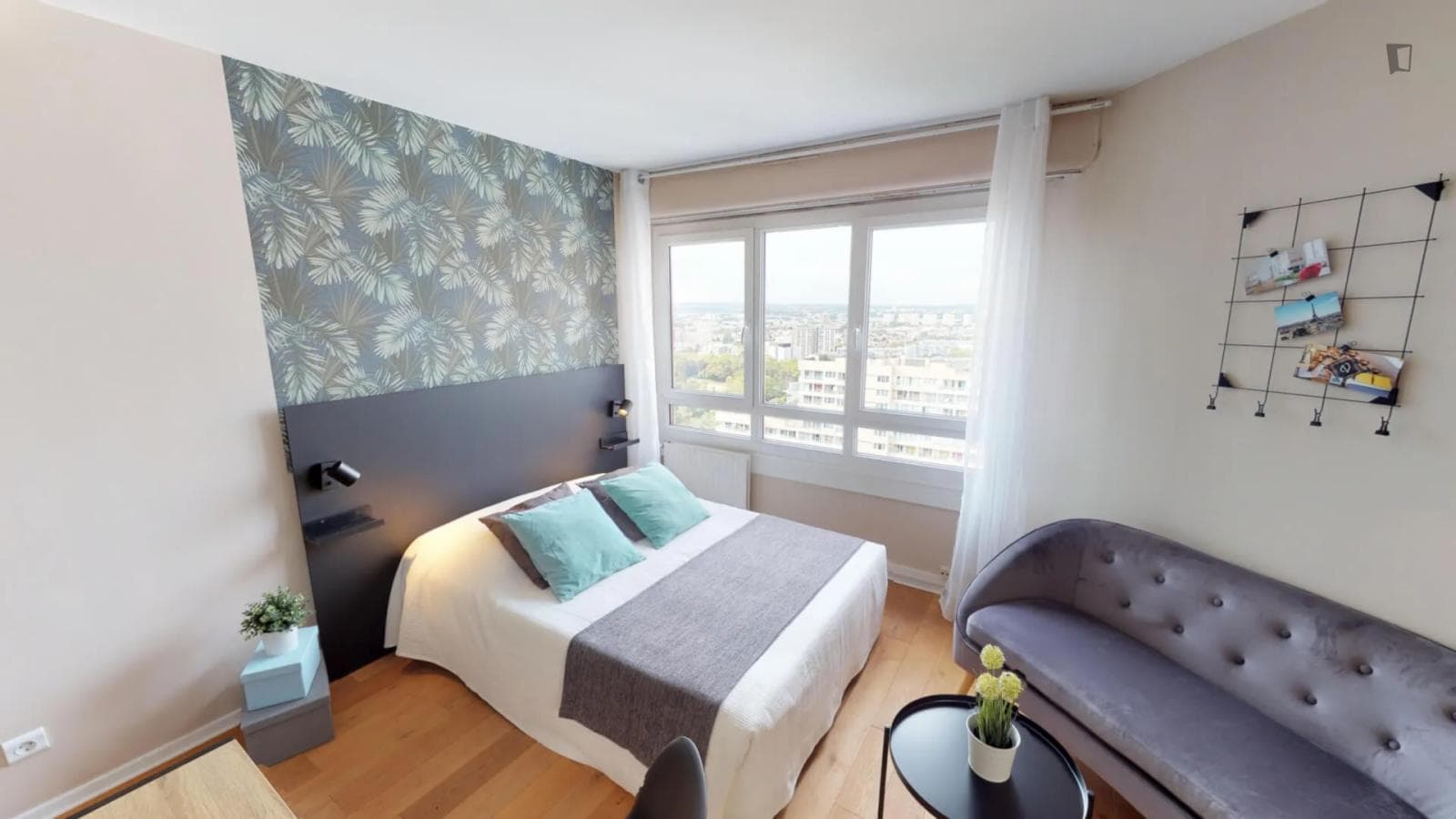 Property photo thumbnail