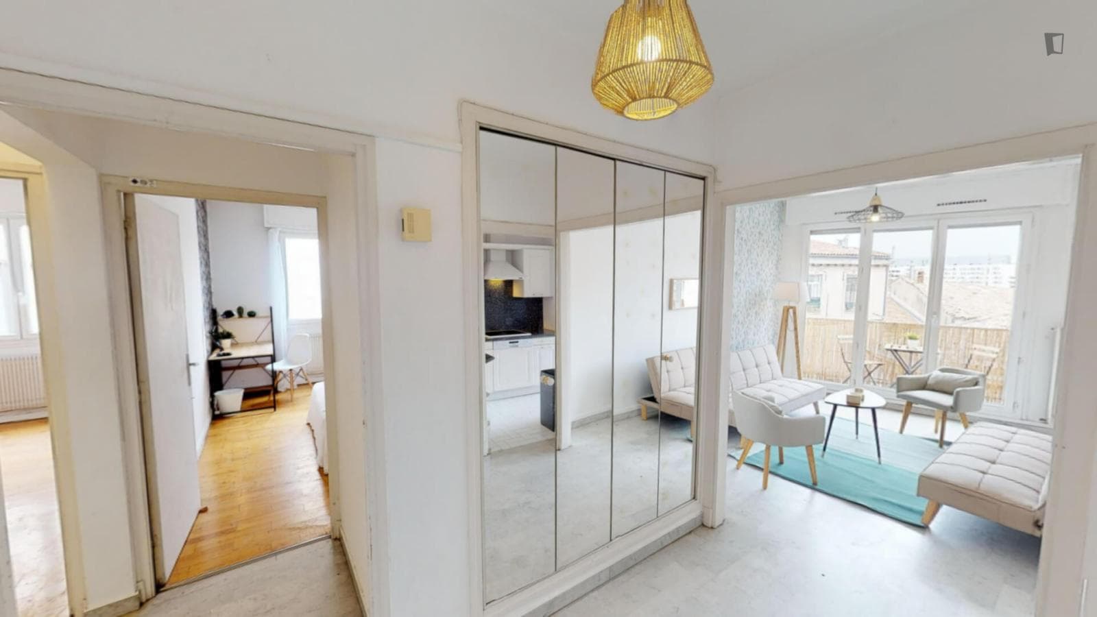 Pleasant double bedroom close to the EPF - School of Engineering photo 1
