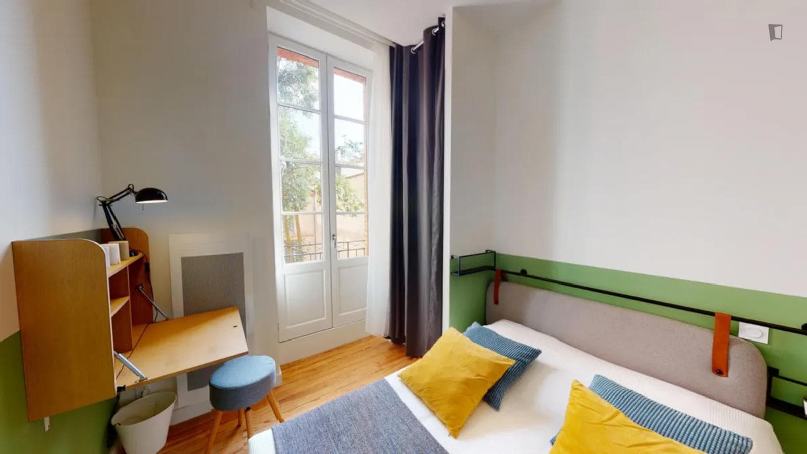 Property photo thumbnail