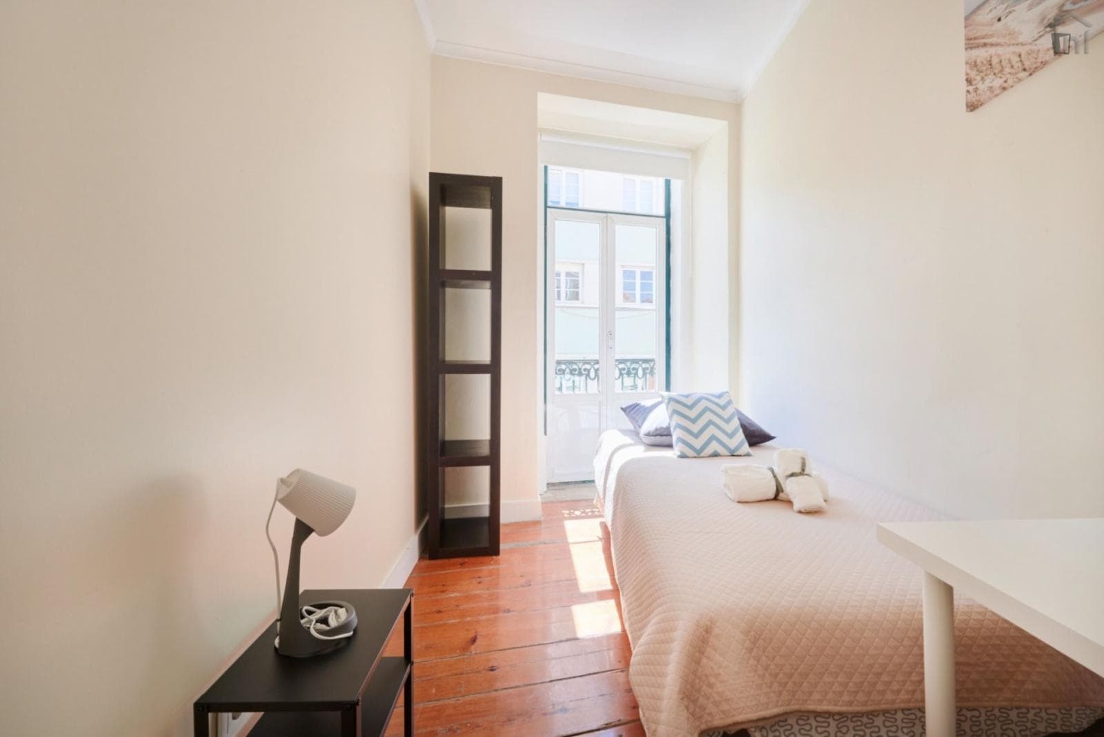 Homely single bedroom near NOVA Medical School photo 1