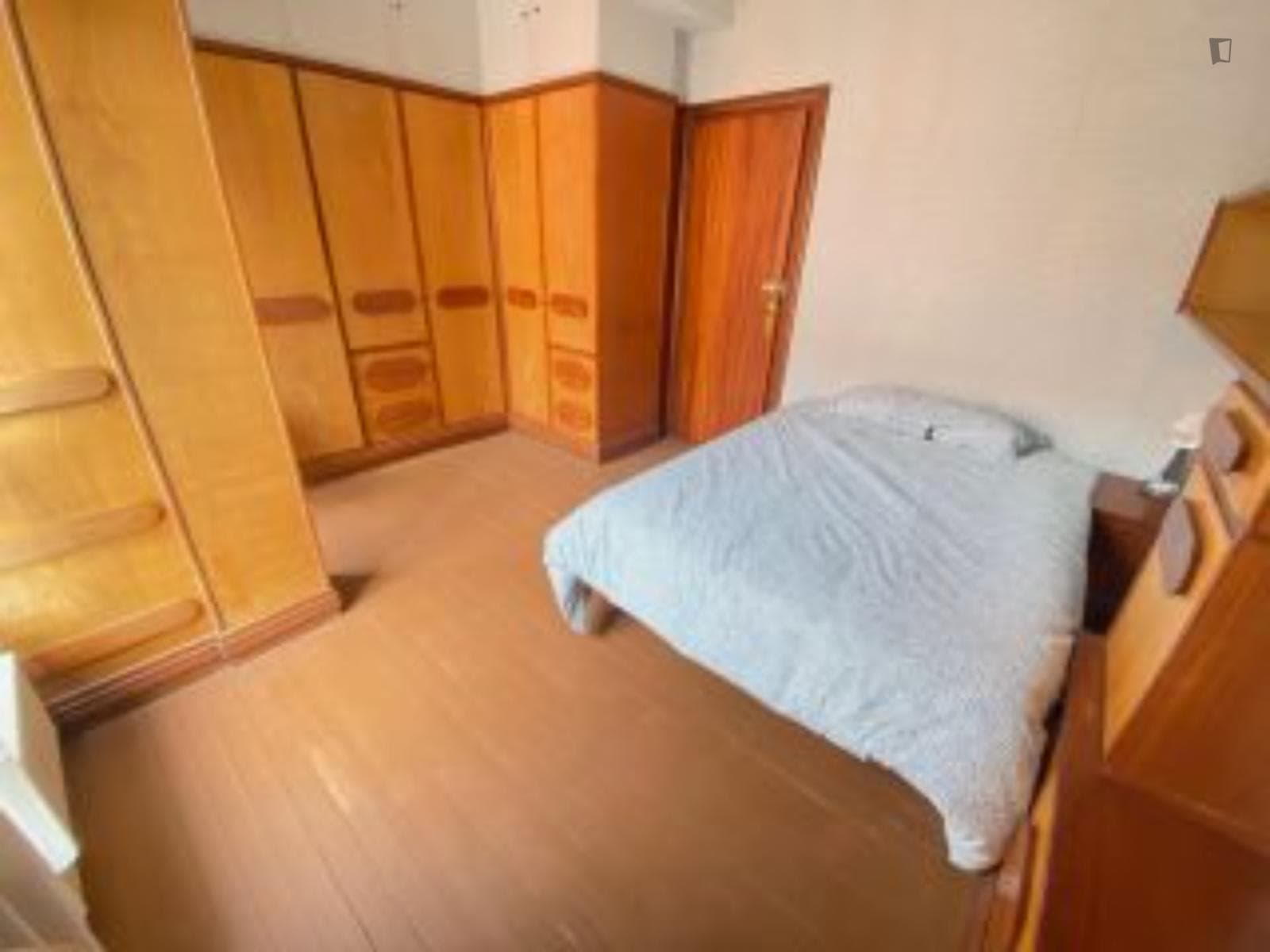 Great double bedroom in Bilbao close to Palacio Euskalduna photo 1