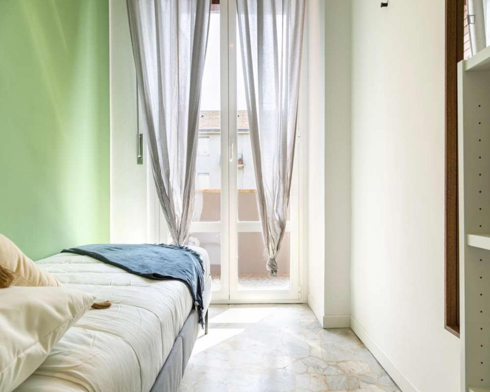 Cosy single bedroom near Gelsomini metro station photo 1
