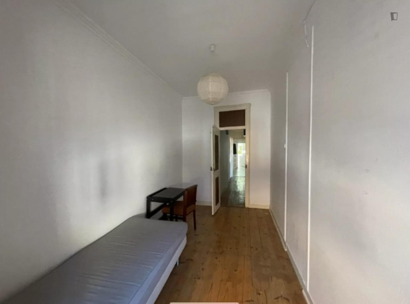 Great single bedroom next to Avenida metro station photo 1