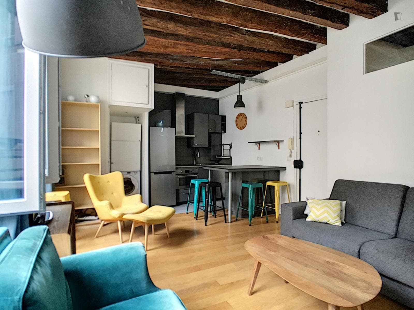 Beautiful 1-bedroom apartment near Place de la Nation photo 1