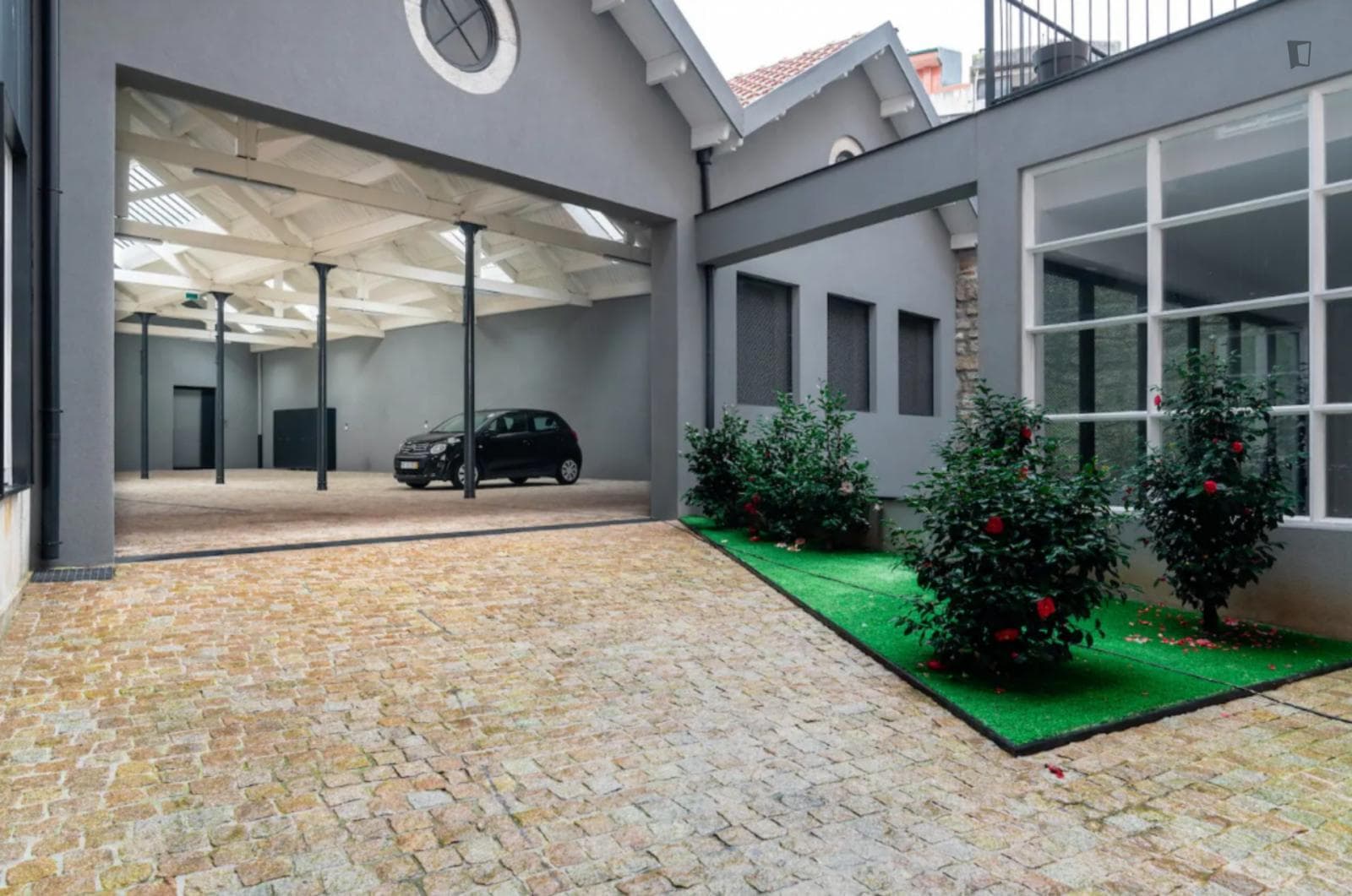 Property photo thumbnail
