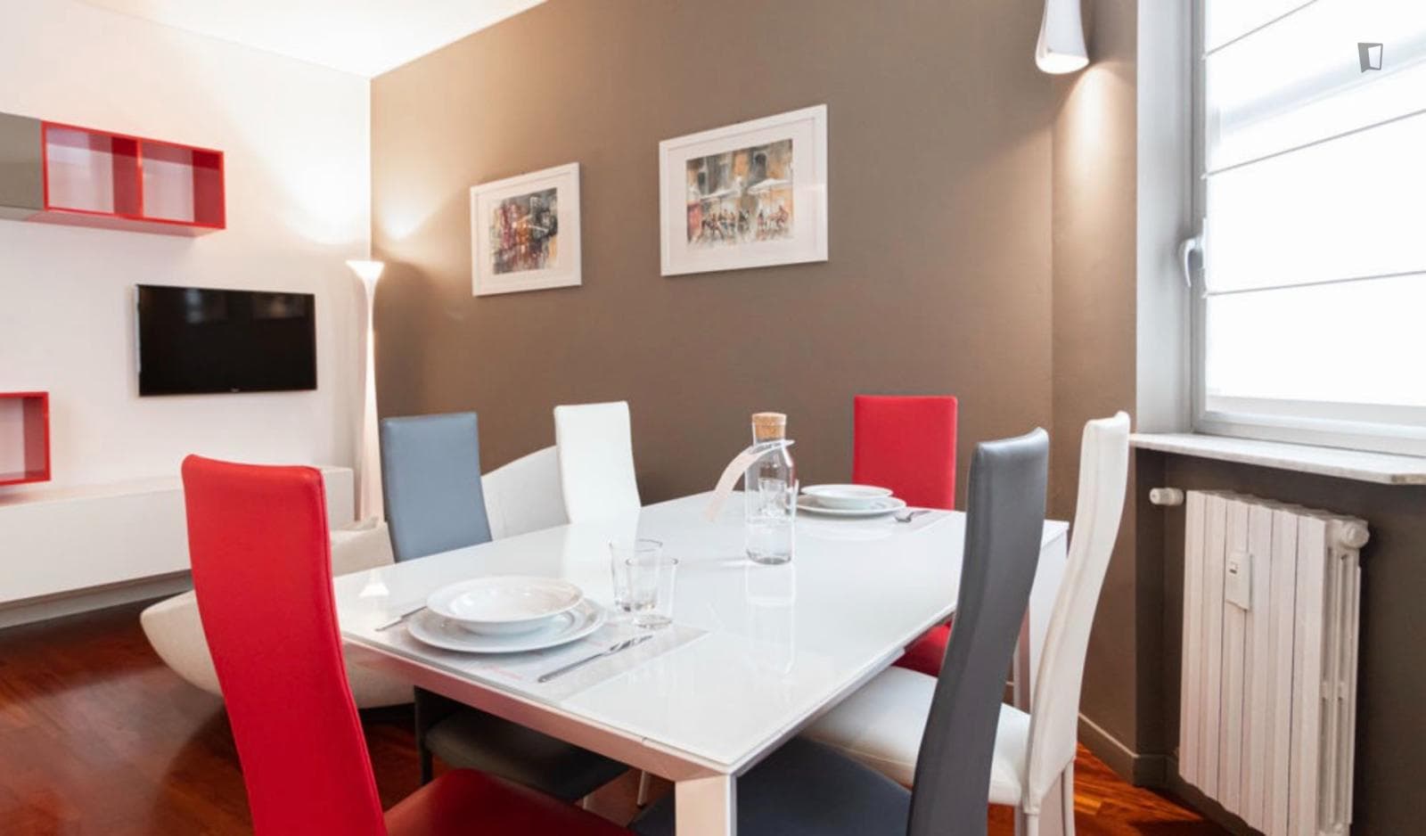 Stylish 1-bedroom apartment close to Bande Nere metro station photo 1