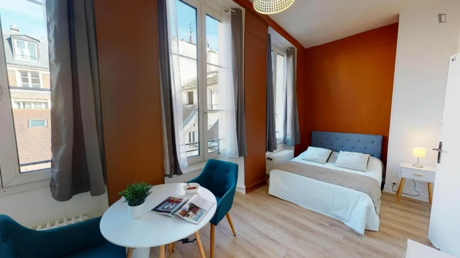 Comfy double bedroom in Île Saint-Louis photo 1